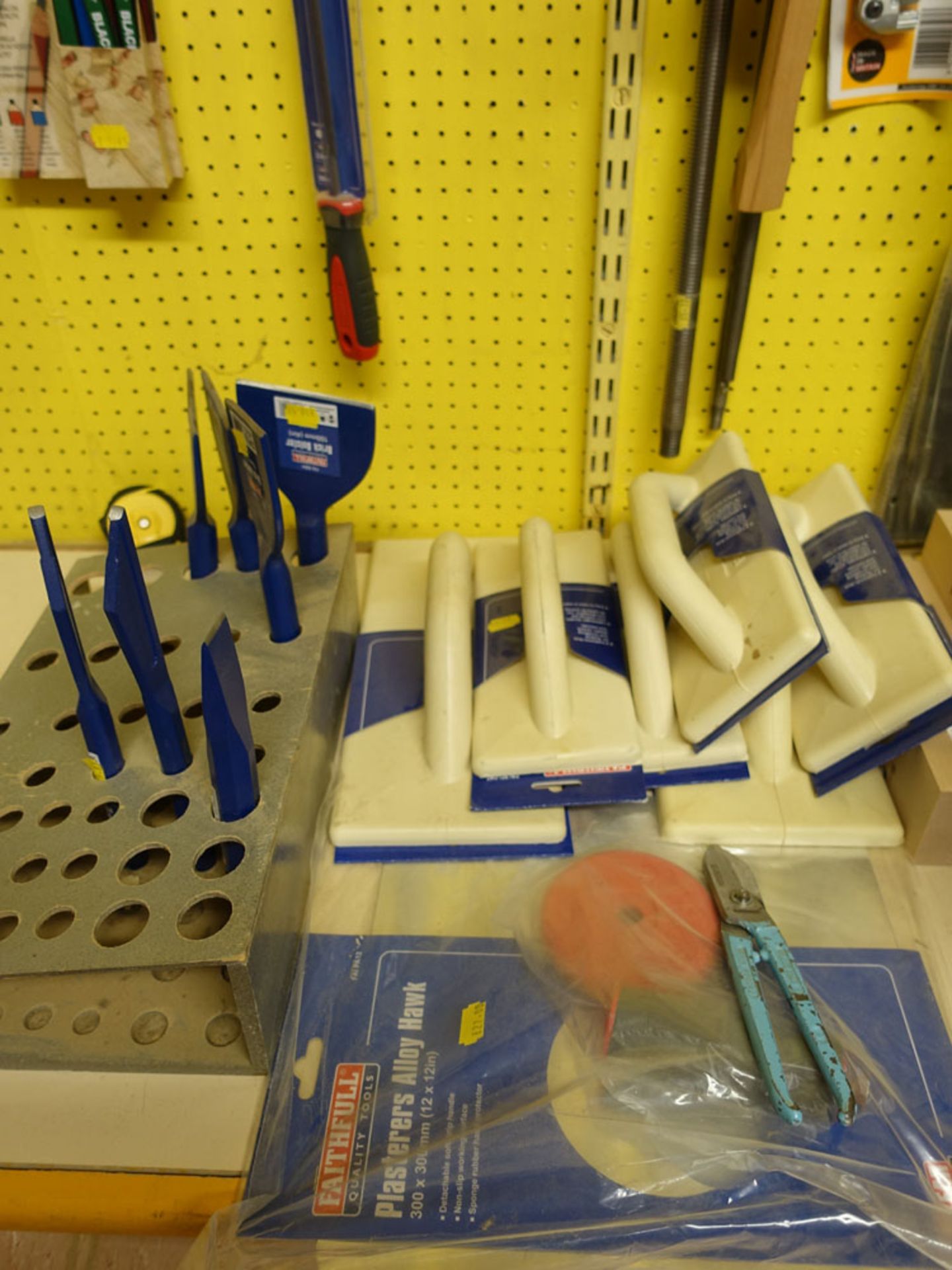 Range of hand tools including claw hammers, stapler, pliers, screwdrivers, spanners, plasterers - Image 4 of 4