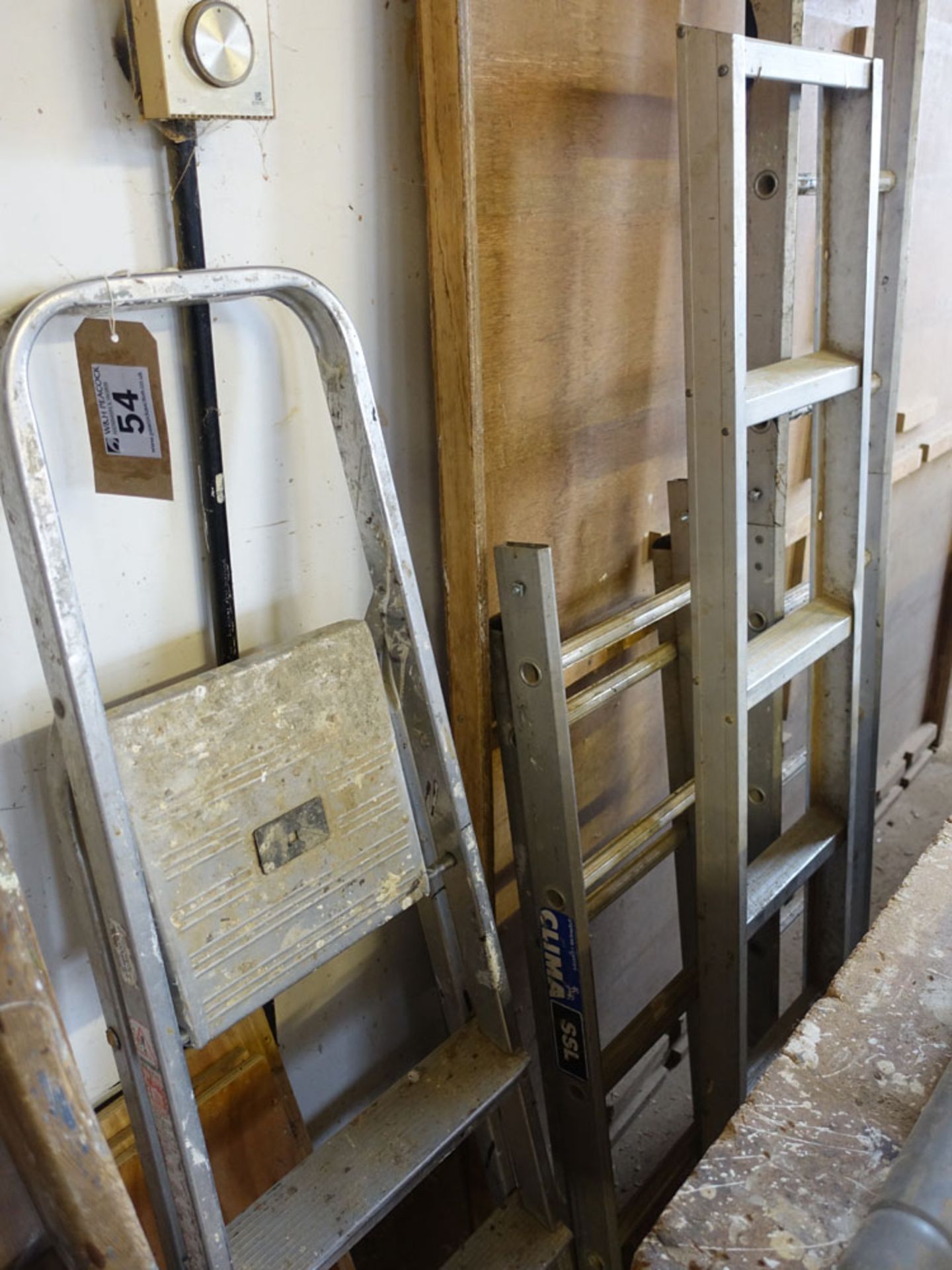 2 wooden stepladders, aluminium stepladder and various aluminium sectional ladder pieces - Image 2 of 3