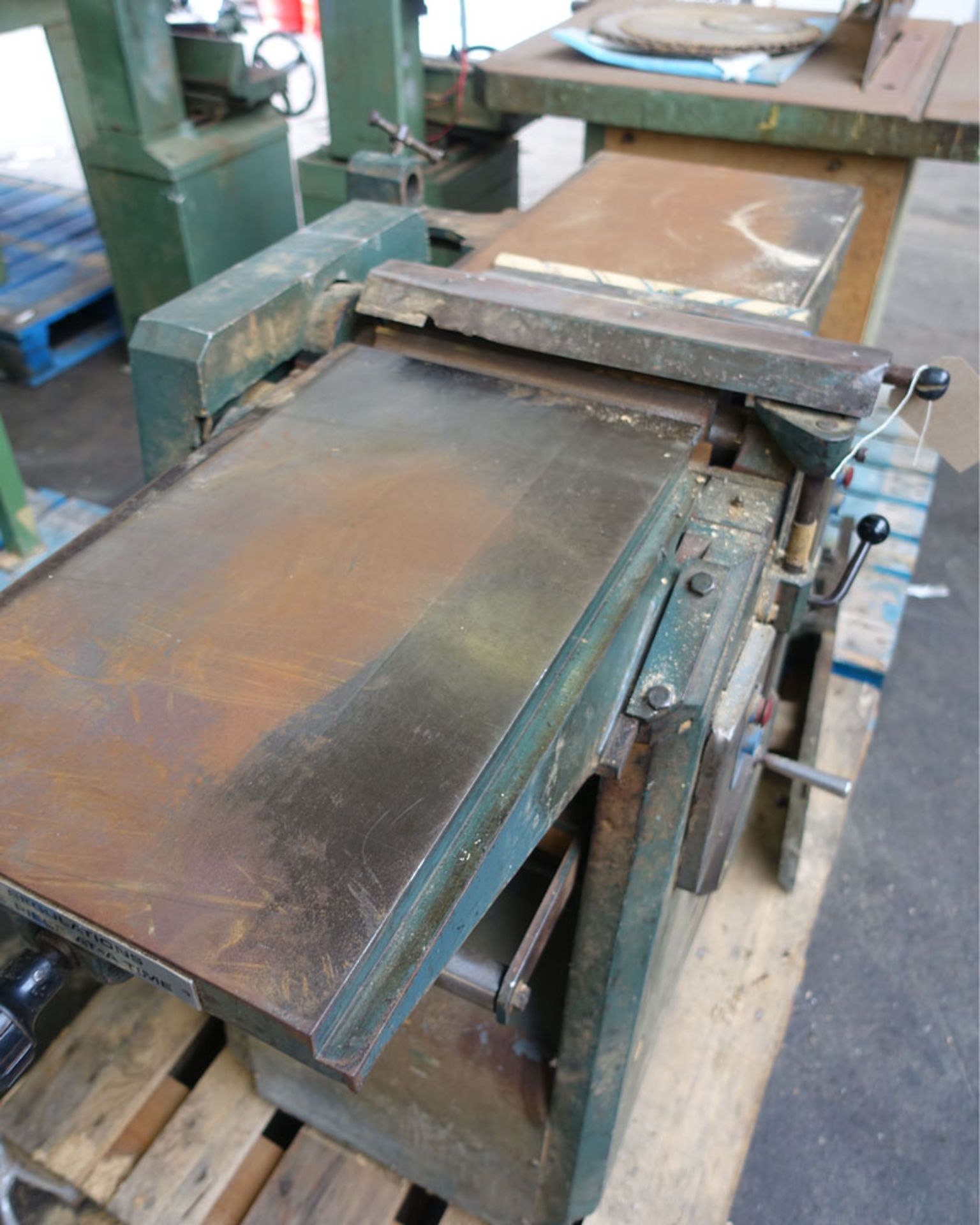 Sedgewick 12'' x 7'' planer thicknesser with fence and dust extraction port - Image 3 of 6