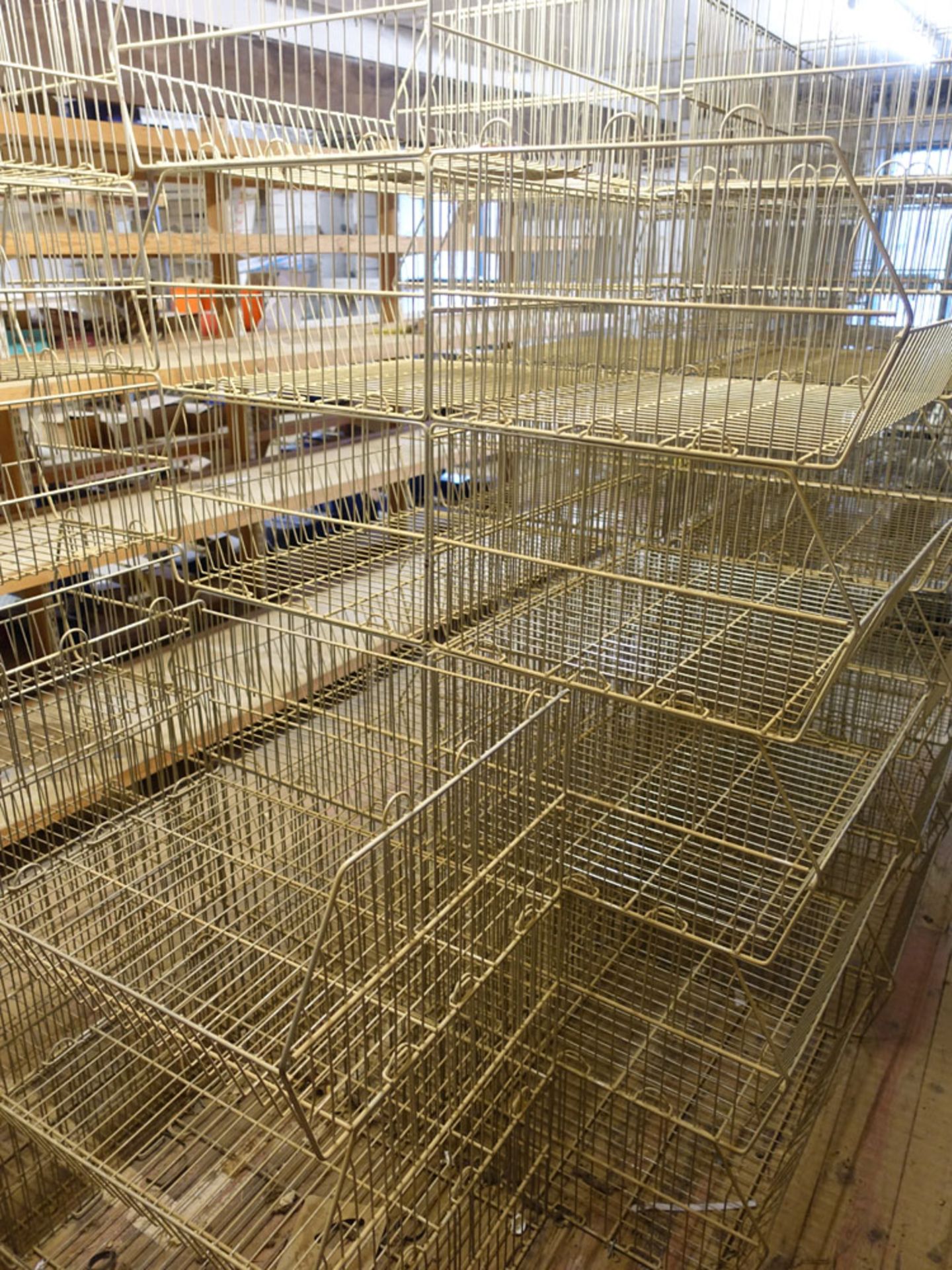 Approximately 80 various sized shop wire display baskets - Image 3 of 3