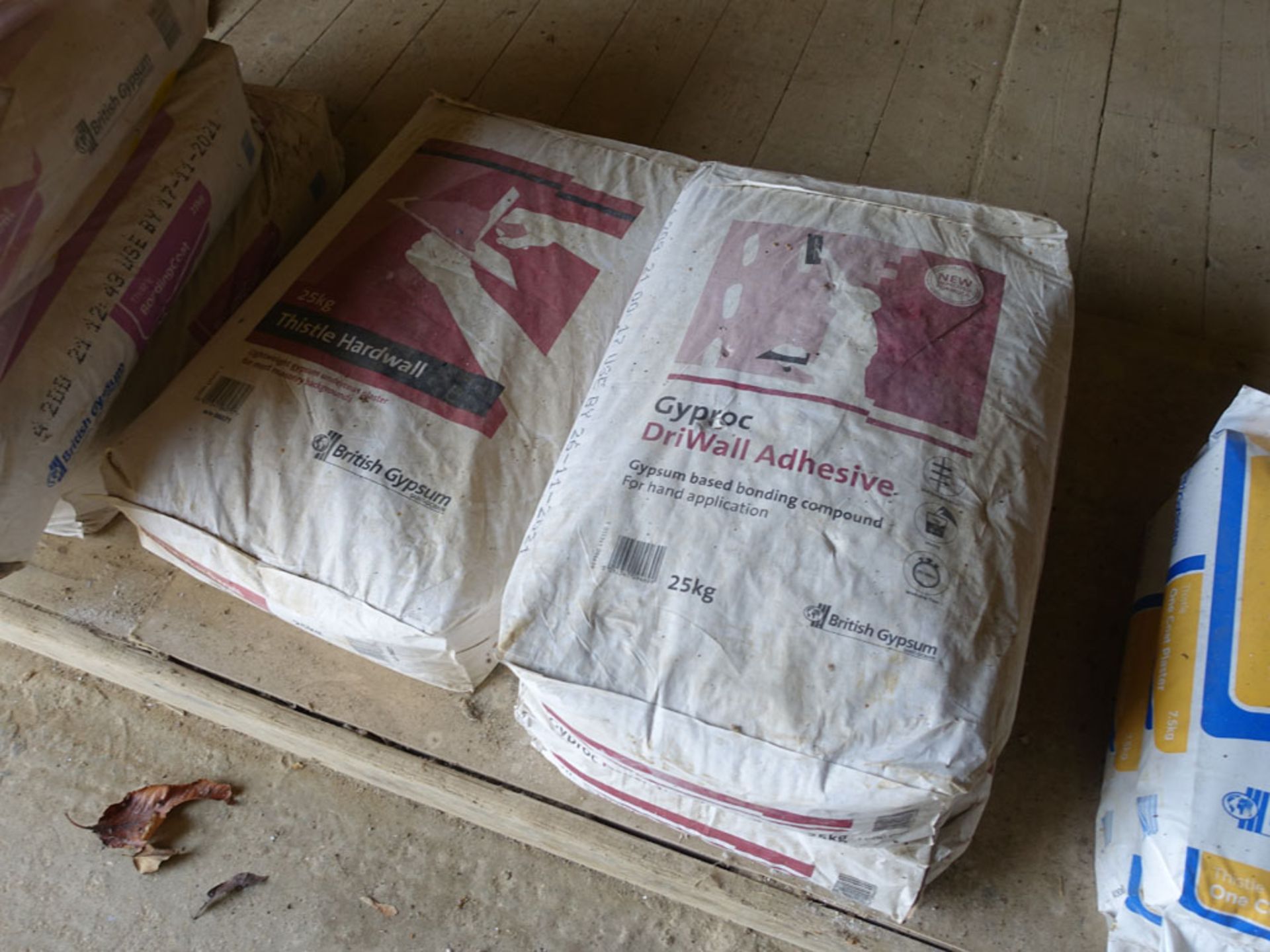 13 bags of various plaster and mortar - Image 3 of 4