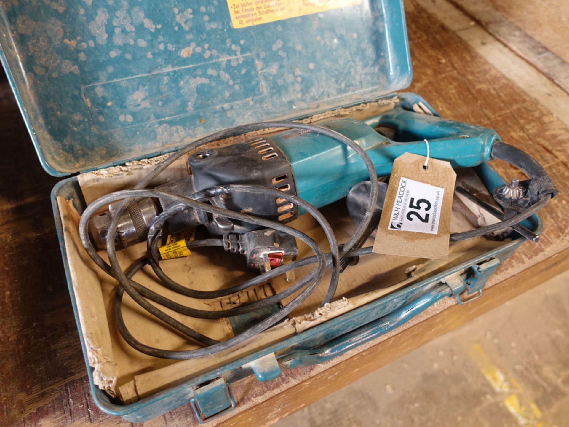 Makita heavy duty clutch drill, single phase electric and one other