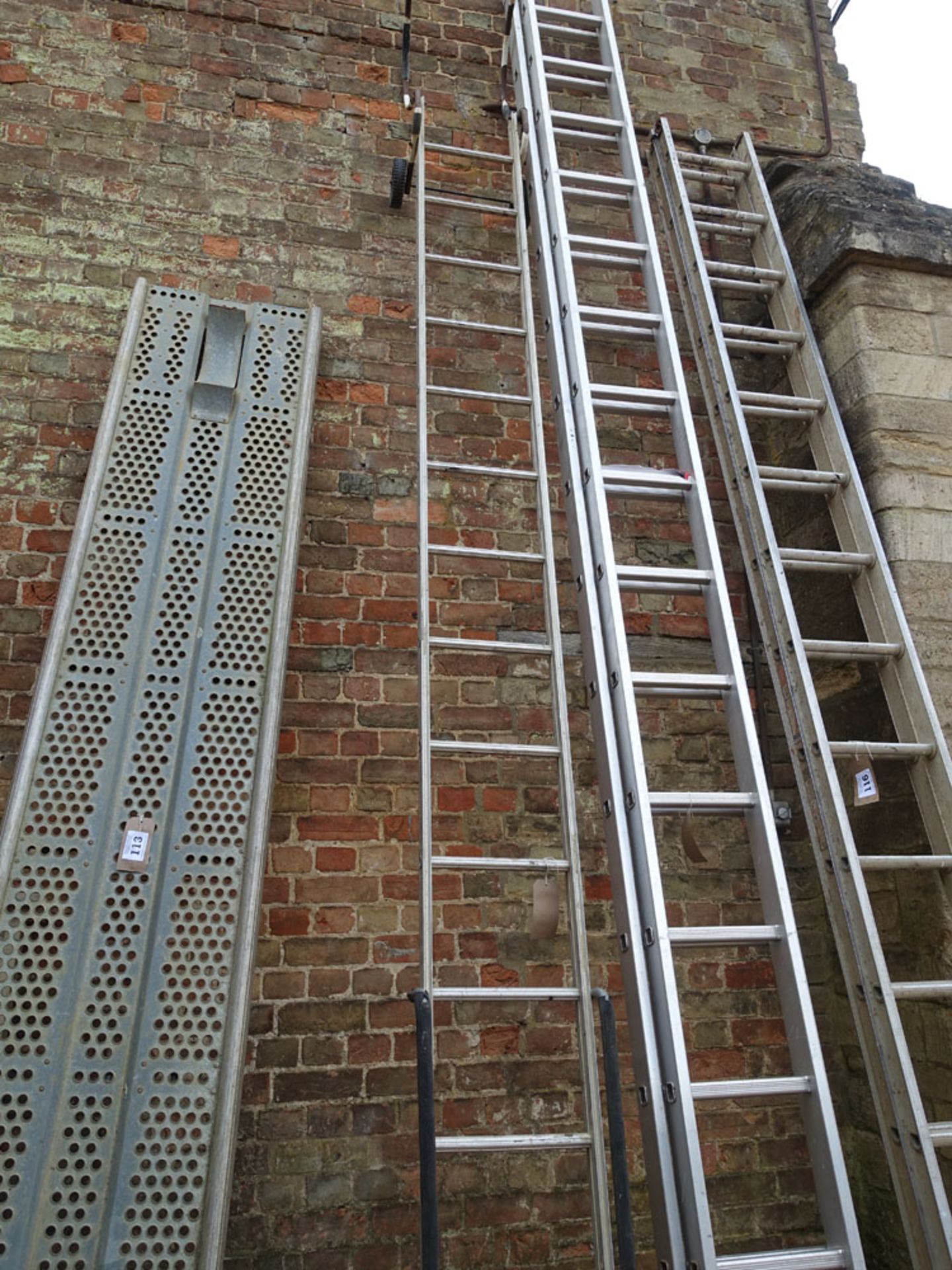 13 rung aluminium roofing ladder