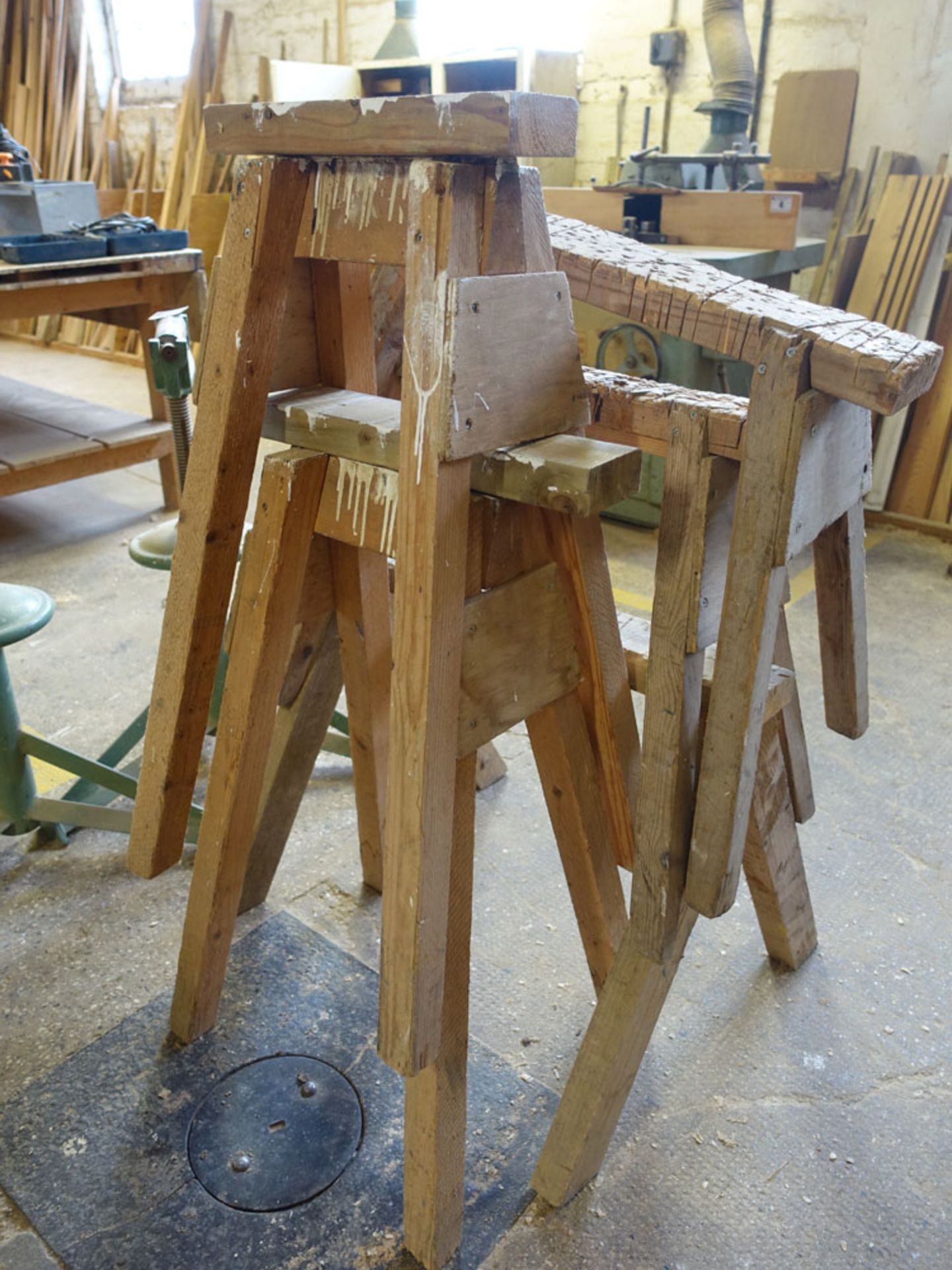 5 carpenters trestles