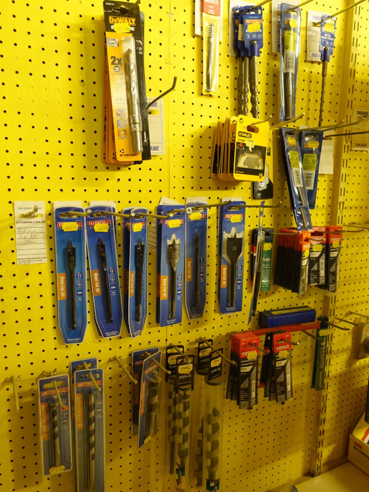 Collection of carded masonry, wood and other drill bits