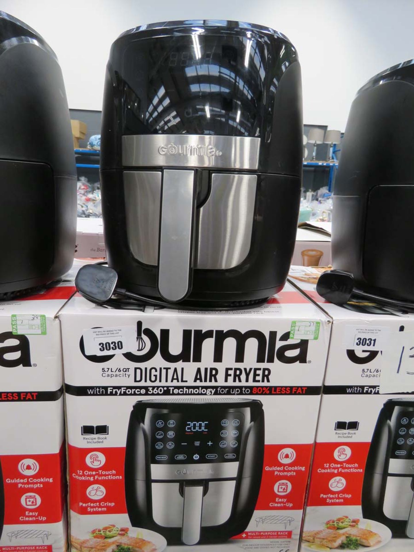 (42) Gourmia digital air fryer with box