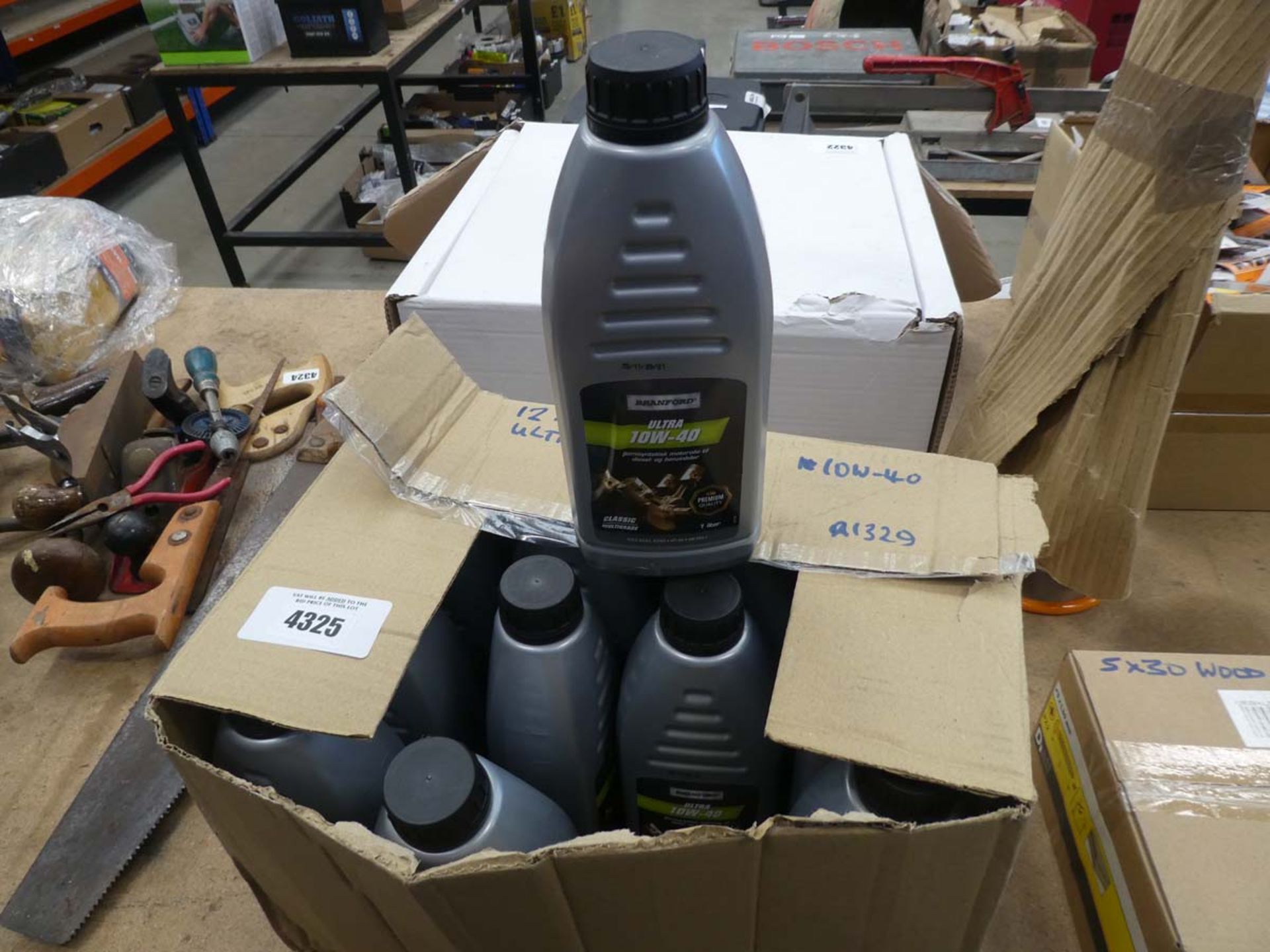 12 x 1L bottles of 10-40 motor oil