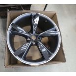 Large boxed alloy wheel