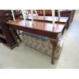Mahogany dining table with extra leaf