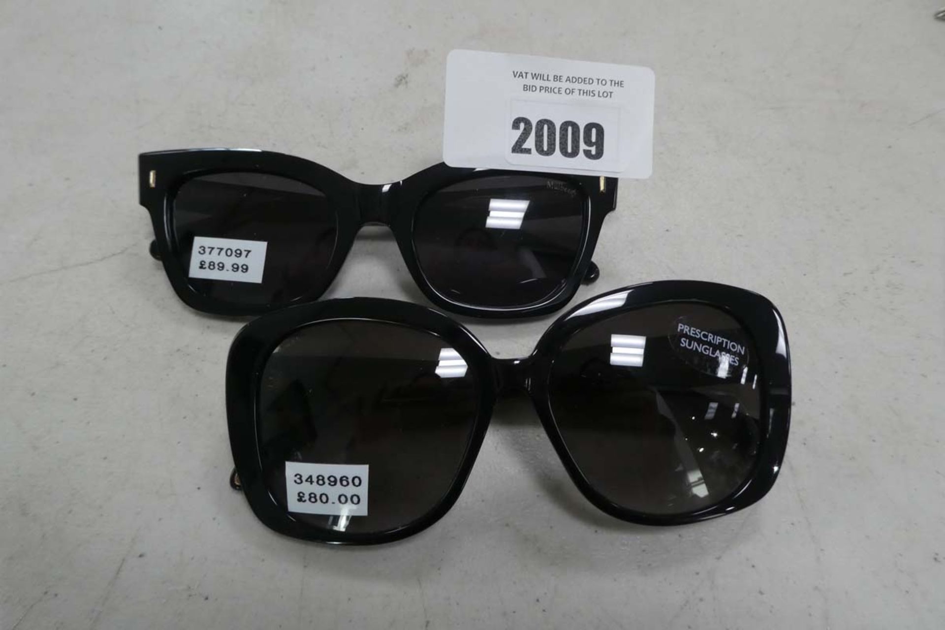 2 pairs of sunglasses incl. Aspinal sunglasses and Mulberry sunglasses