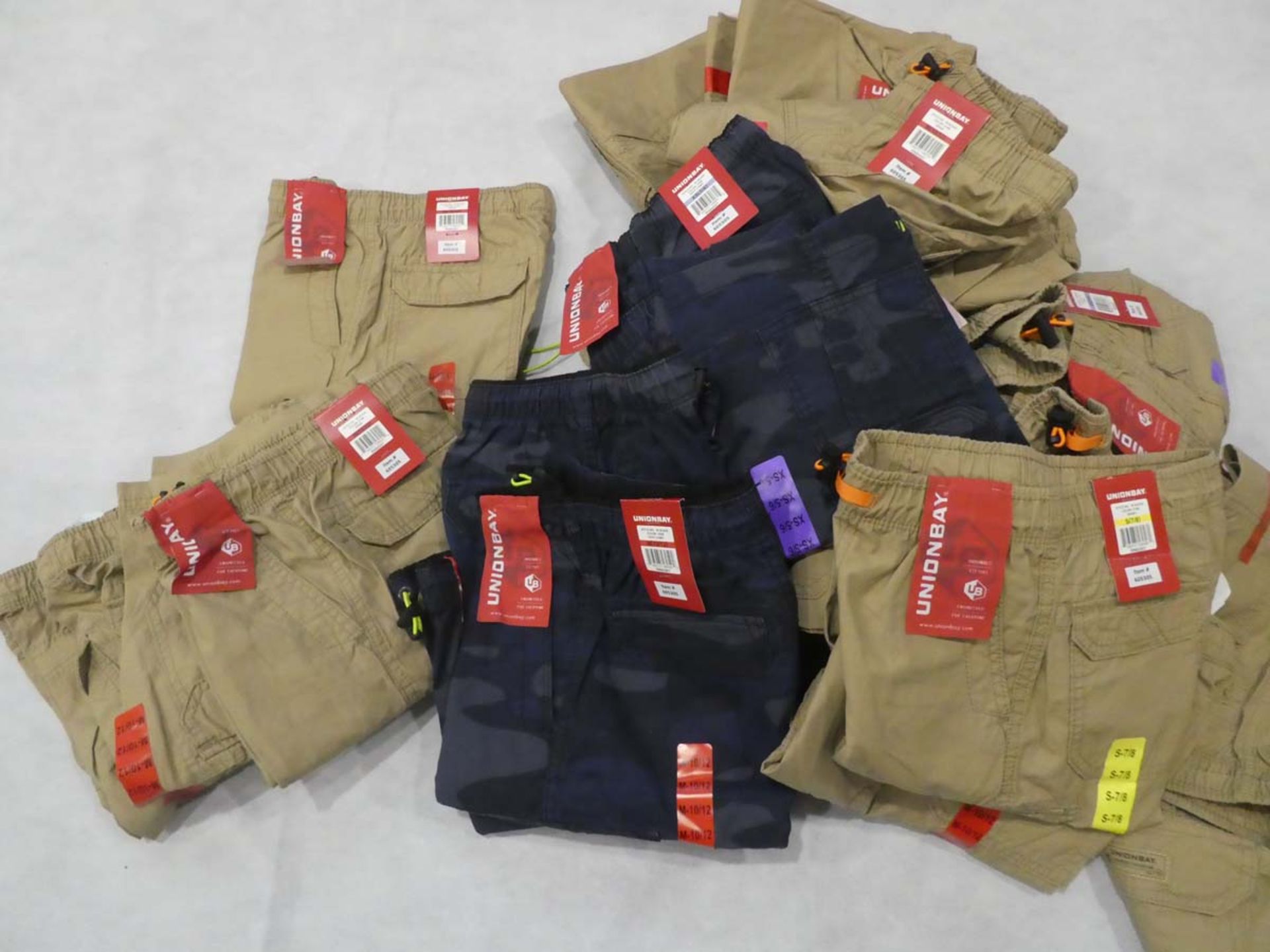Selection of Unionbay originals shorts in grain and navy various sizes