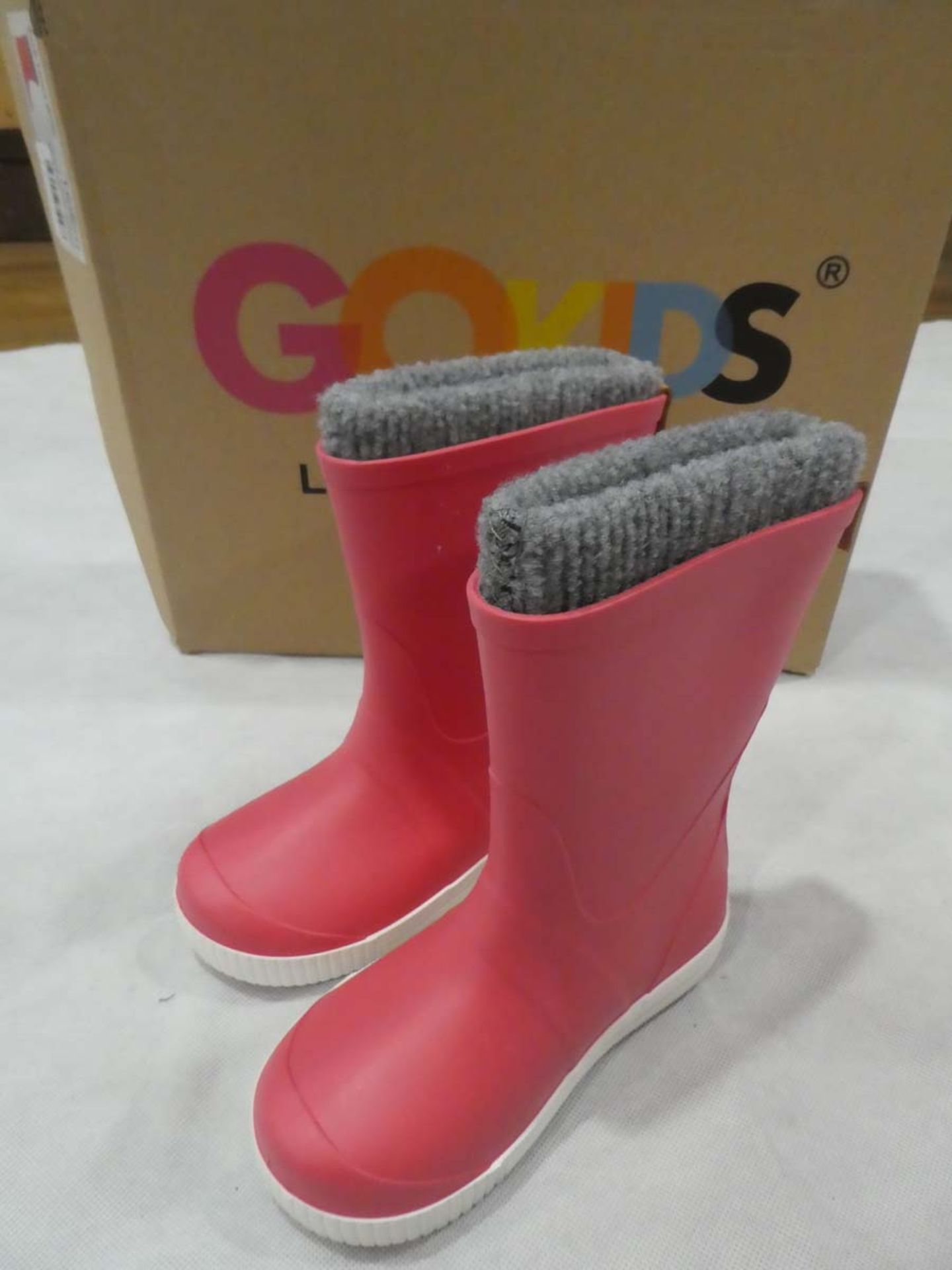 2 GoKids sock lined welly boots in pink size 9