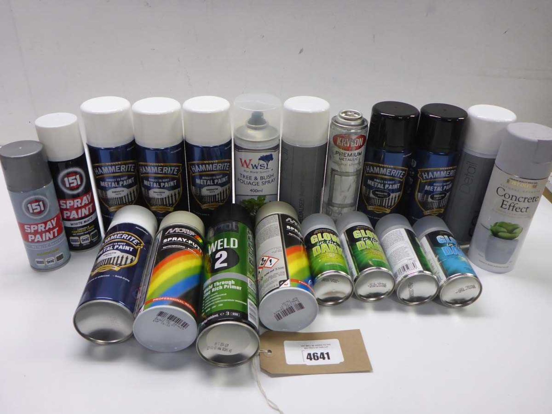 +VAT Selection of spray paints in various colours