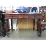 Victorian mahogany desk (a/f)