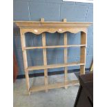 Pine plate rack