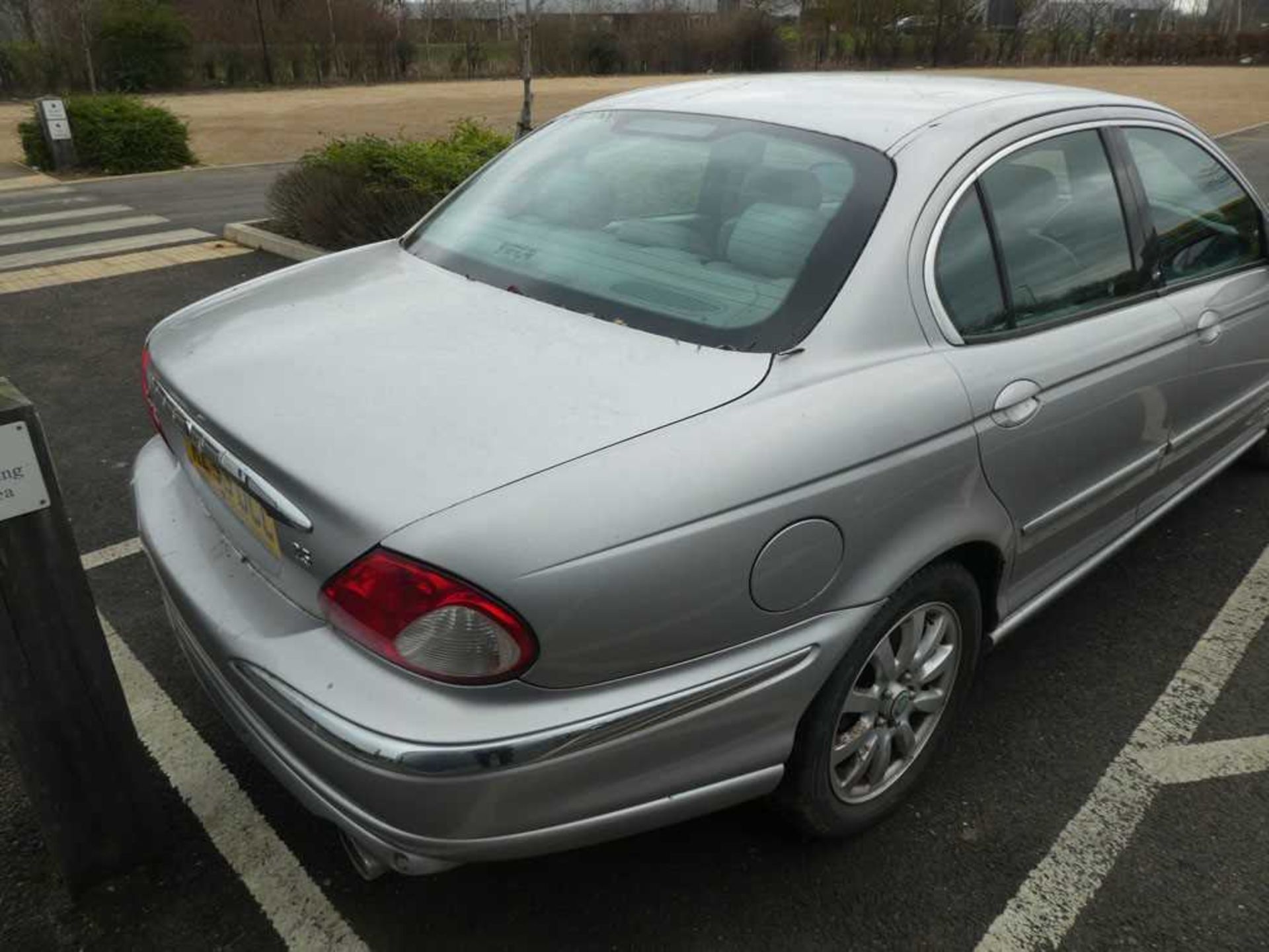 KE53 UCC (2003) Jaguar X-Type V6 SE Auto saloon, in silver, 2495cc, petrol, first registered 28/10/ - Image 4 of 7