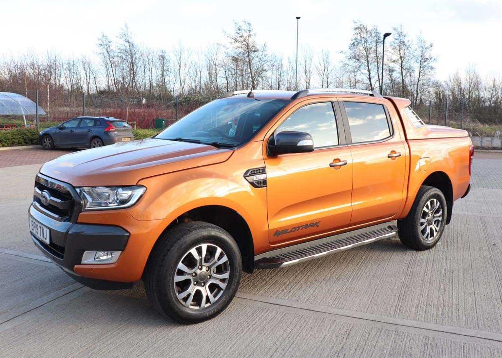 EP19 TNJ (2019) Ford Ranger Wildtrak 4x4 DCB T 3198cc diesel pick up with double cab and 6 speed - Image 3 of 16