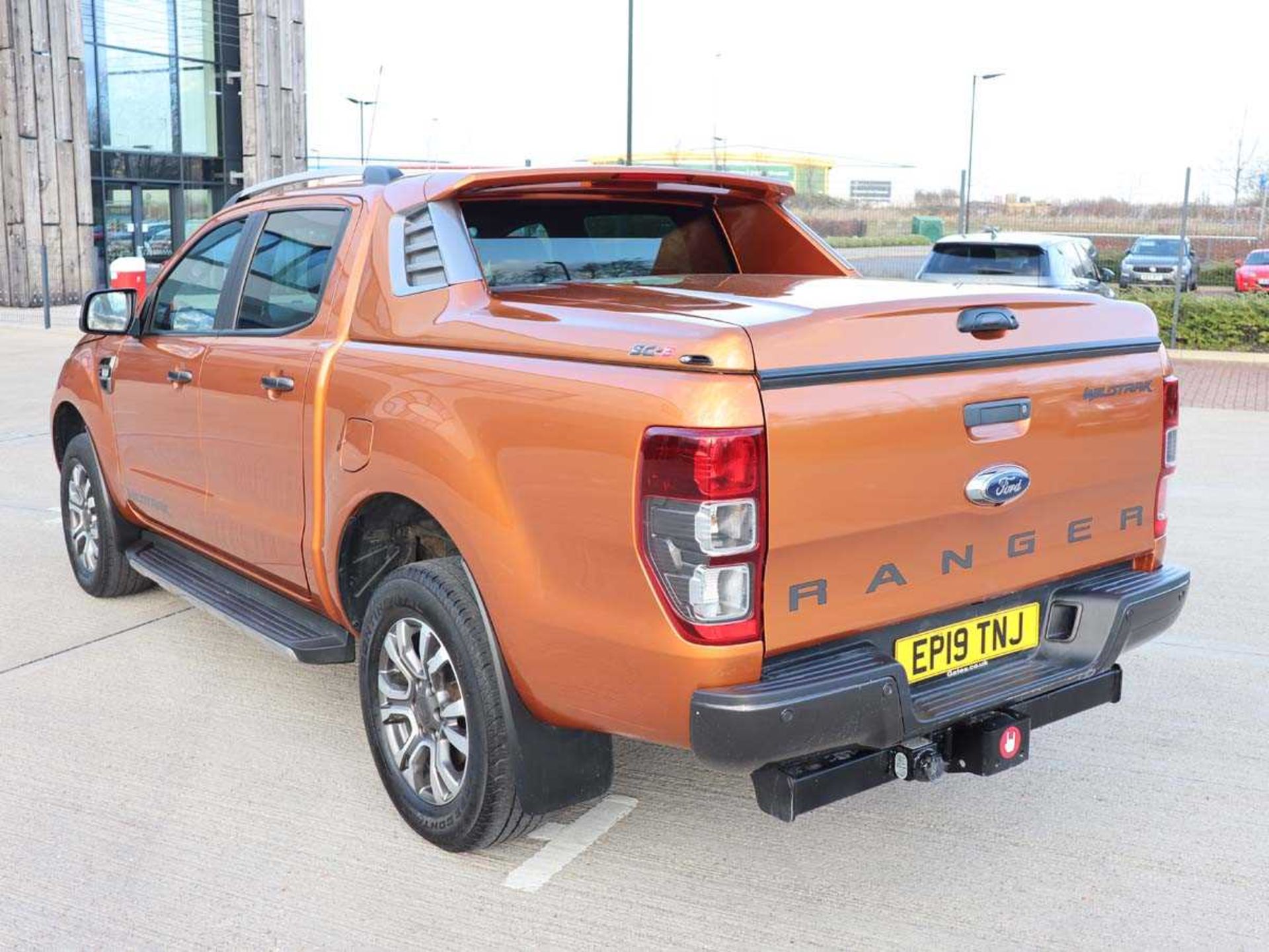 EP19 TNJ (2019) Ford Ranger Wildtrak 4x4 DCB T 3198cc diesel pick up with double cab and 6 speed - Image 8 of 16