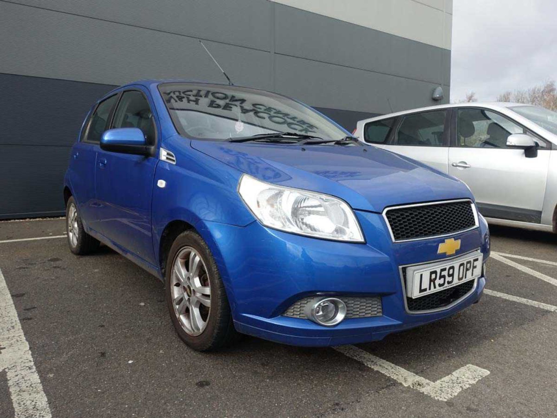 LR59 0PF (2009) Chevrolet Aveo LT Auto in blue, 5 door hatchback, petrol, 1399cc, V5 and two keys, 4