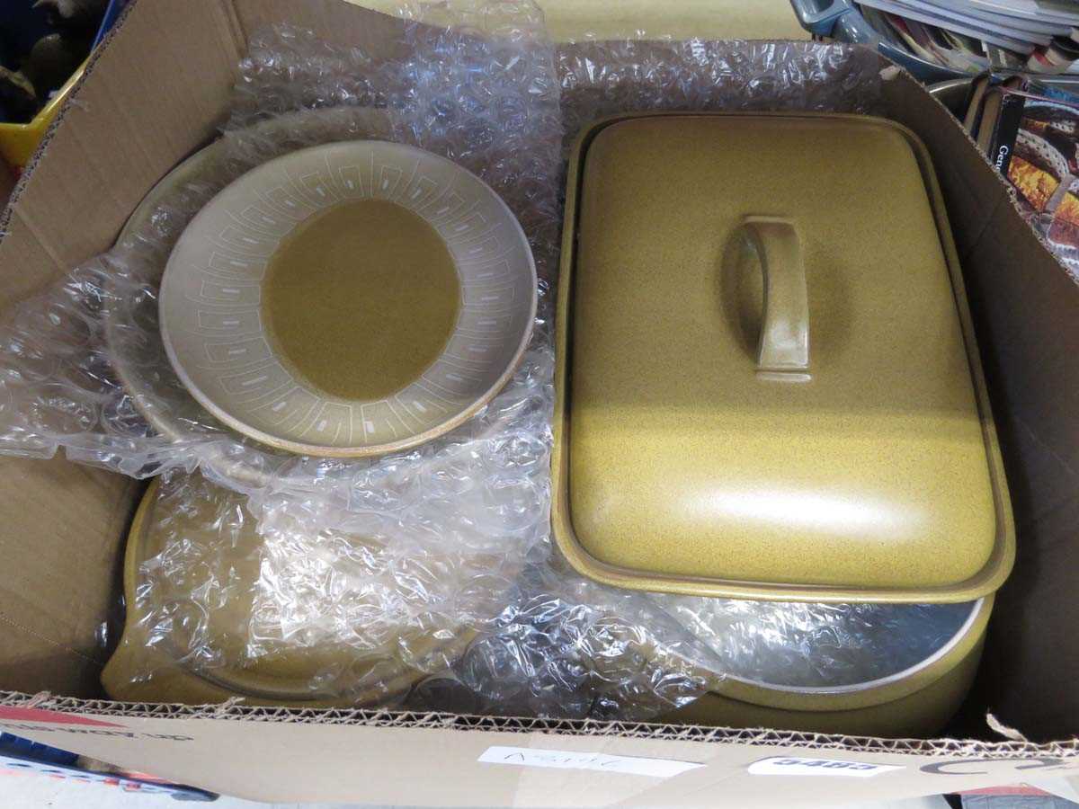 Box containing a qty of brown glazed Denby crockery