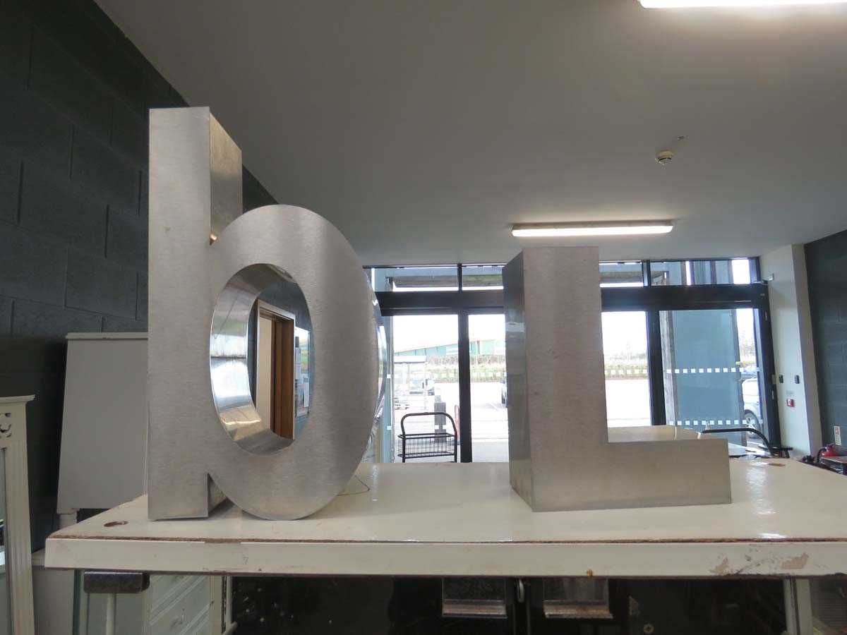 Qty of aluminum lettering - Image 3 of 3