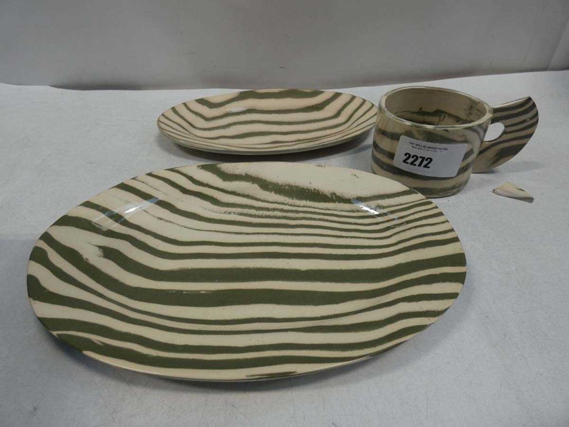 +VAT Henry Holland green and cream mug (a/f chipped handle) and 2 plates