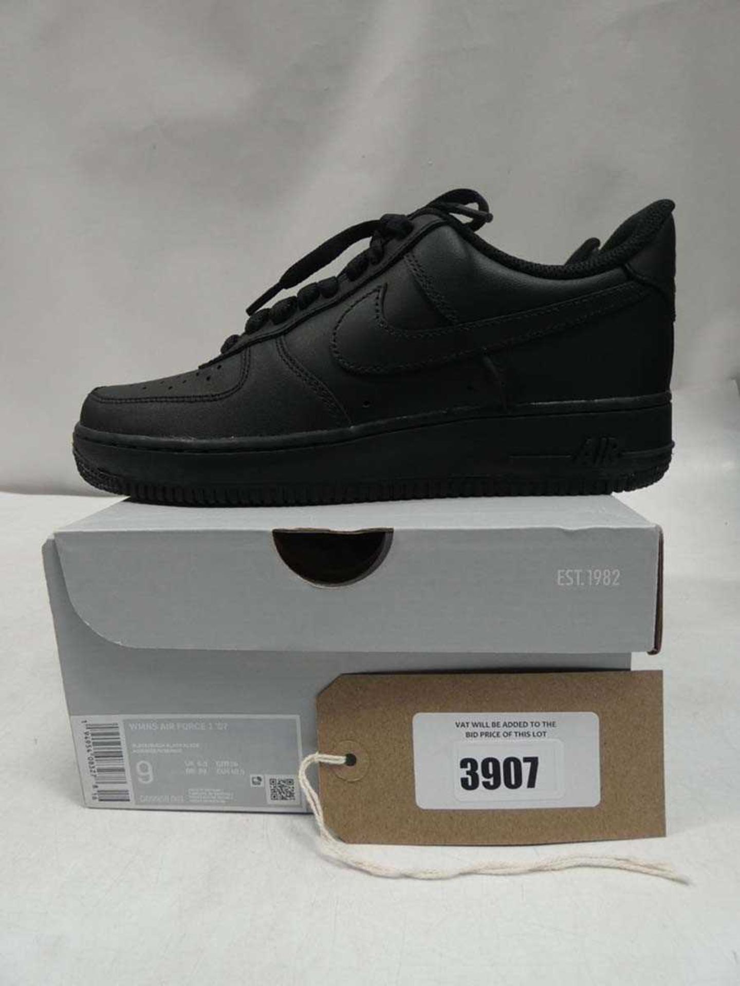 +VAT Nike Air Force 1 '07 womens trainers size 6.5