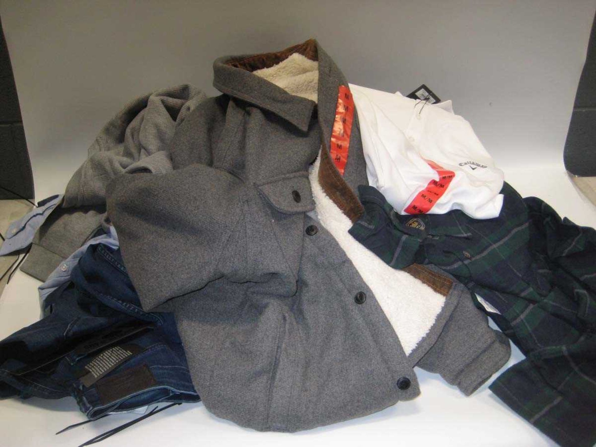 +VAT Bag containing gents clothing inc. grey jacket by Jachs of New York, Replay jeans, checked