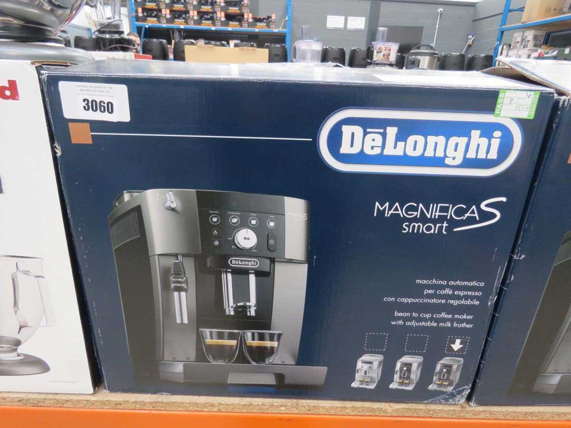 +VAT Delonghi Magnifica S Smart coffee machine with box