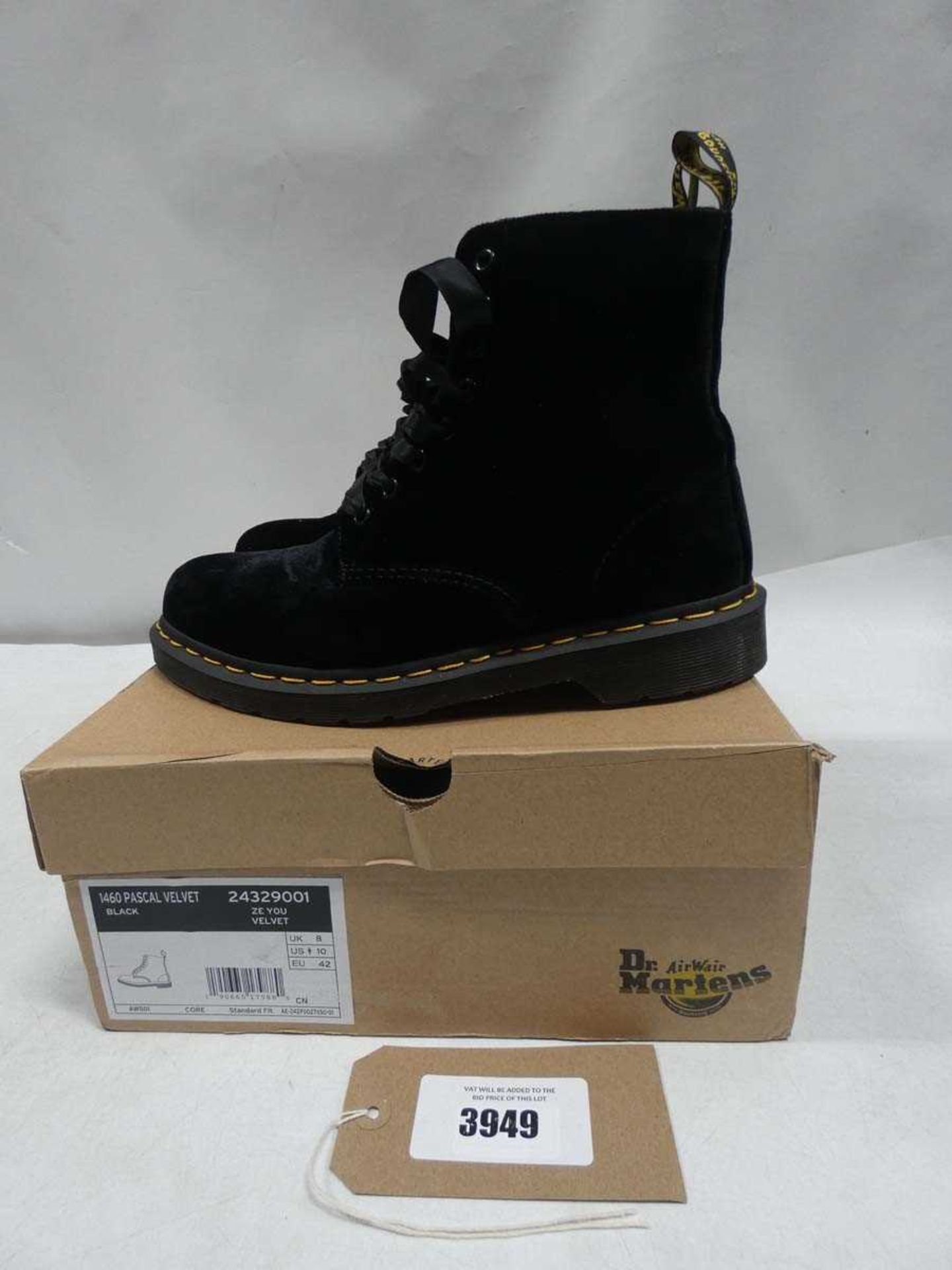 +VAT Dr Martens 1470 Pascal Velvet boots size 8 (used)