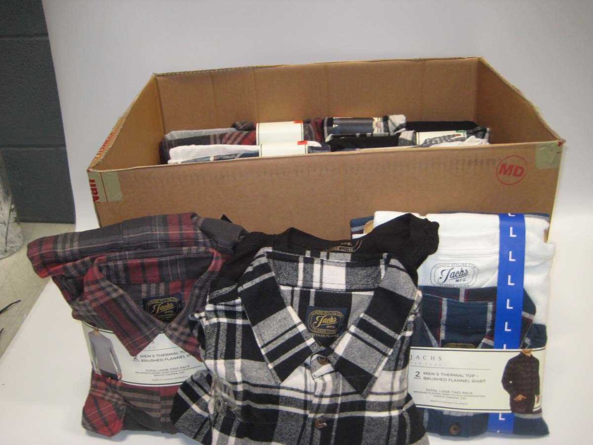 +VAT Box containing approx. 18 Jachs of New York shirt and long sleeve thermal tops