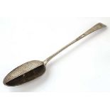 A Georgian silver old English pattern gravy spoon, hallmarks indistinct, l. 30 cm, 4 ozsCondition