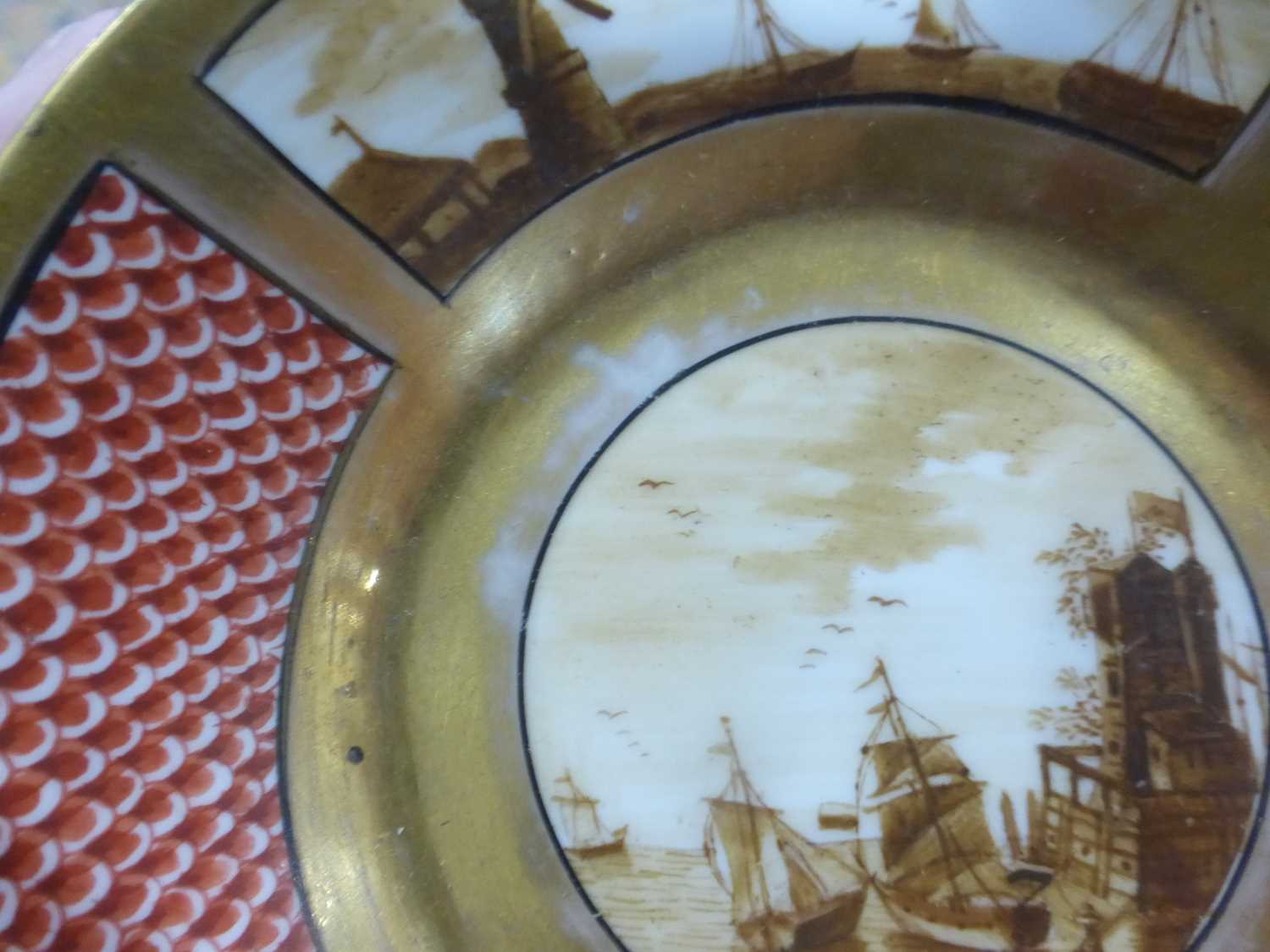 A pair of Dresden cabinet plates, each depicting a harbour scene within a rust border, d. 21 cm, - Image 9 of 32