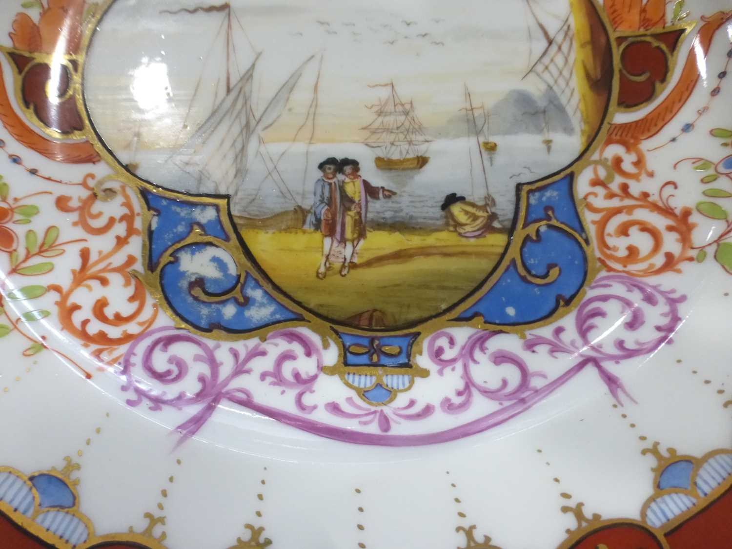 A pair of Dresden cabinet plates, each depicting a harbour scene within a rust border, d. 21 cm, - Image 30 of 32