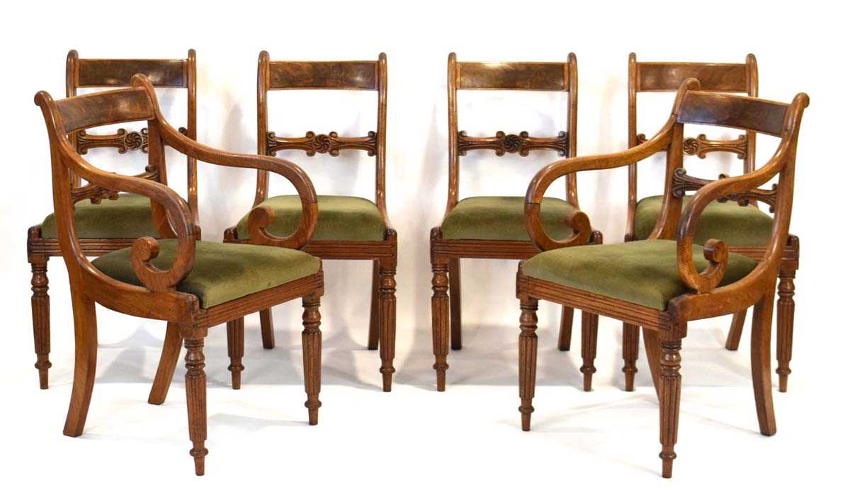 A set of six 19th century mahogany bar back dining chairs on turned front legs, including two - Image 2 of 4