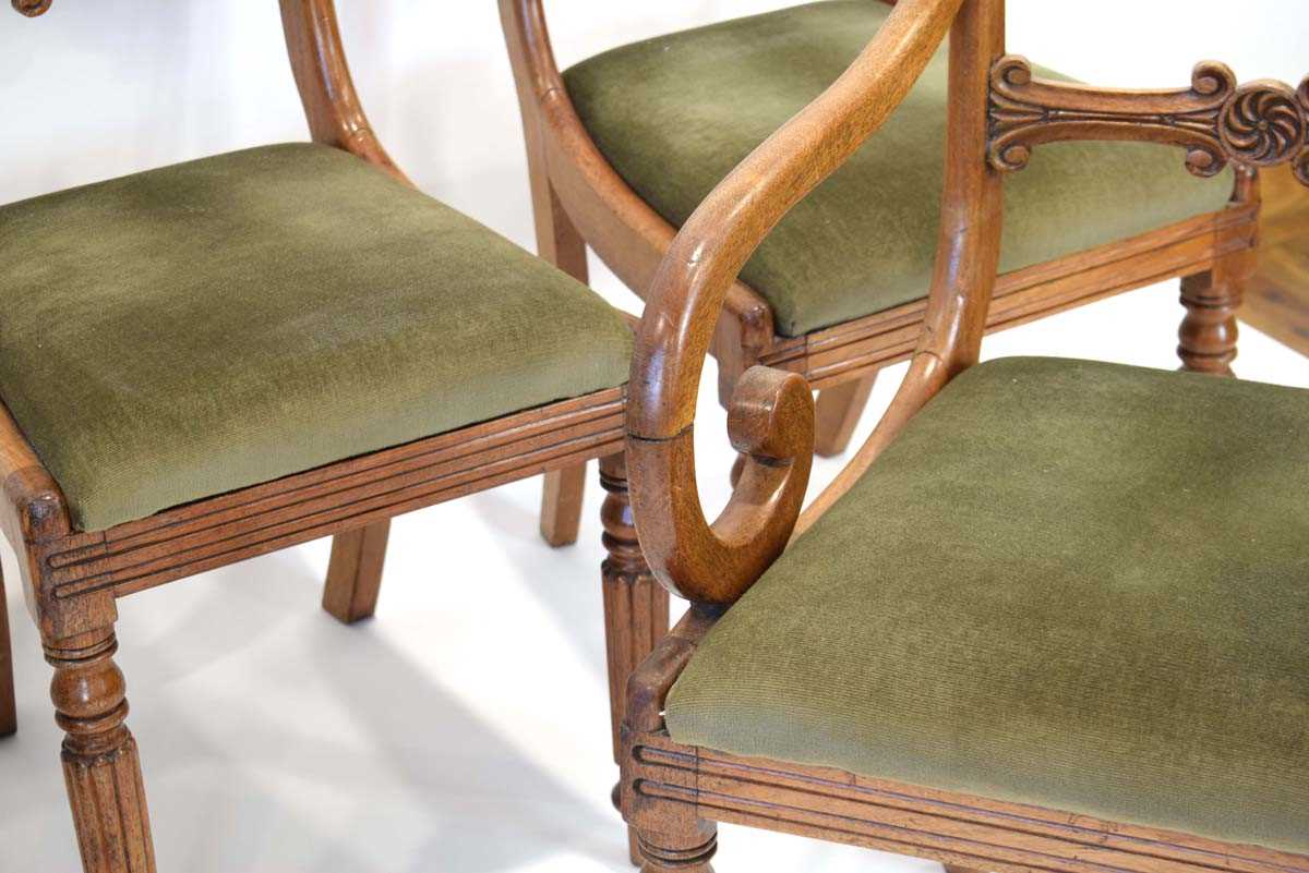 A set of six 19th century mahogany bar back dining chairs on turned front legs, including two - Image 4 of 4