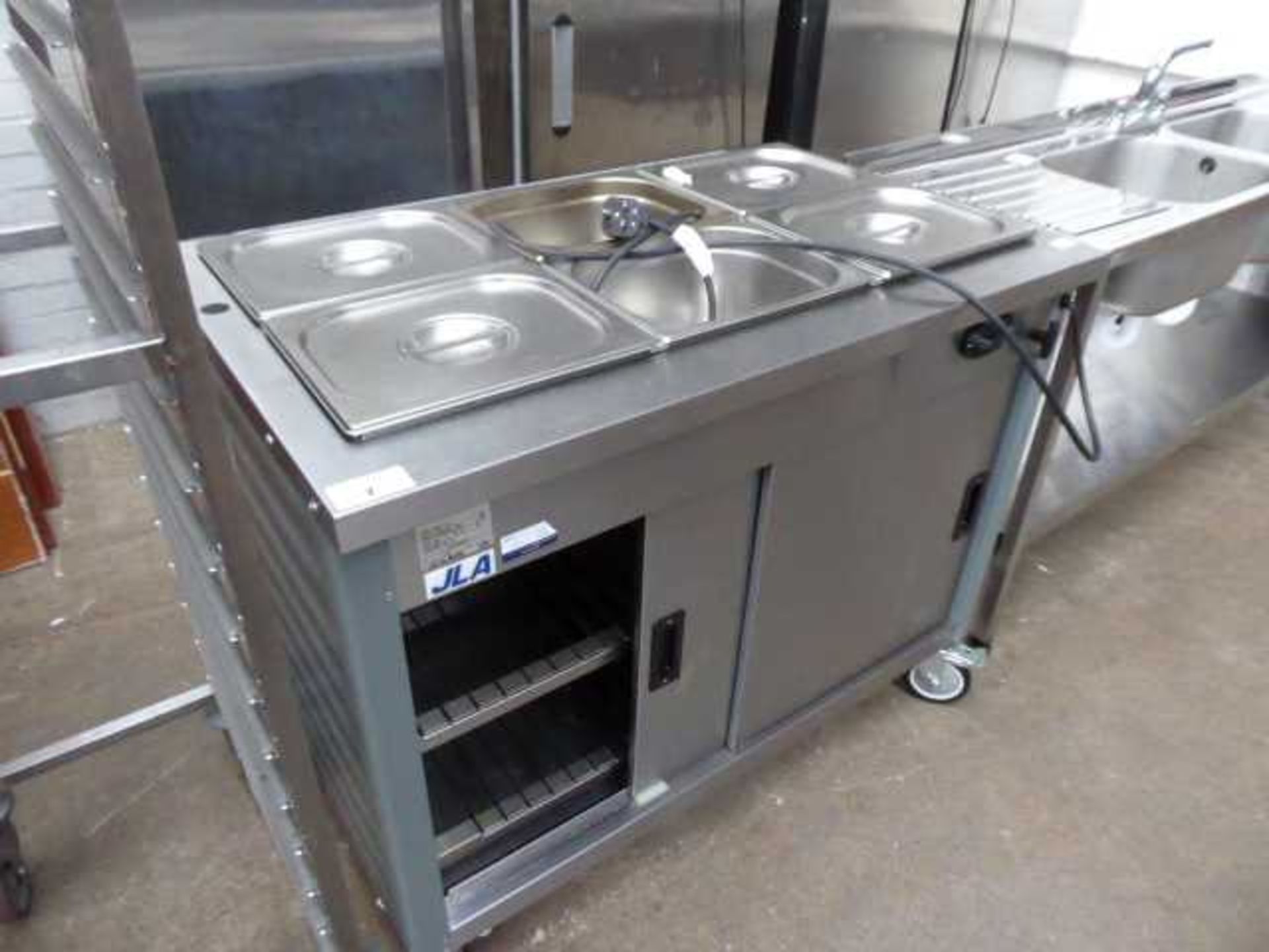 +VAT 110cm JLA Moffat model 3FBM mobile electric hot cabinet with 6 pot bain marie - Image 2 of 2