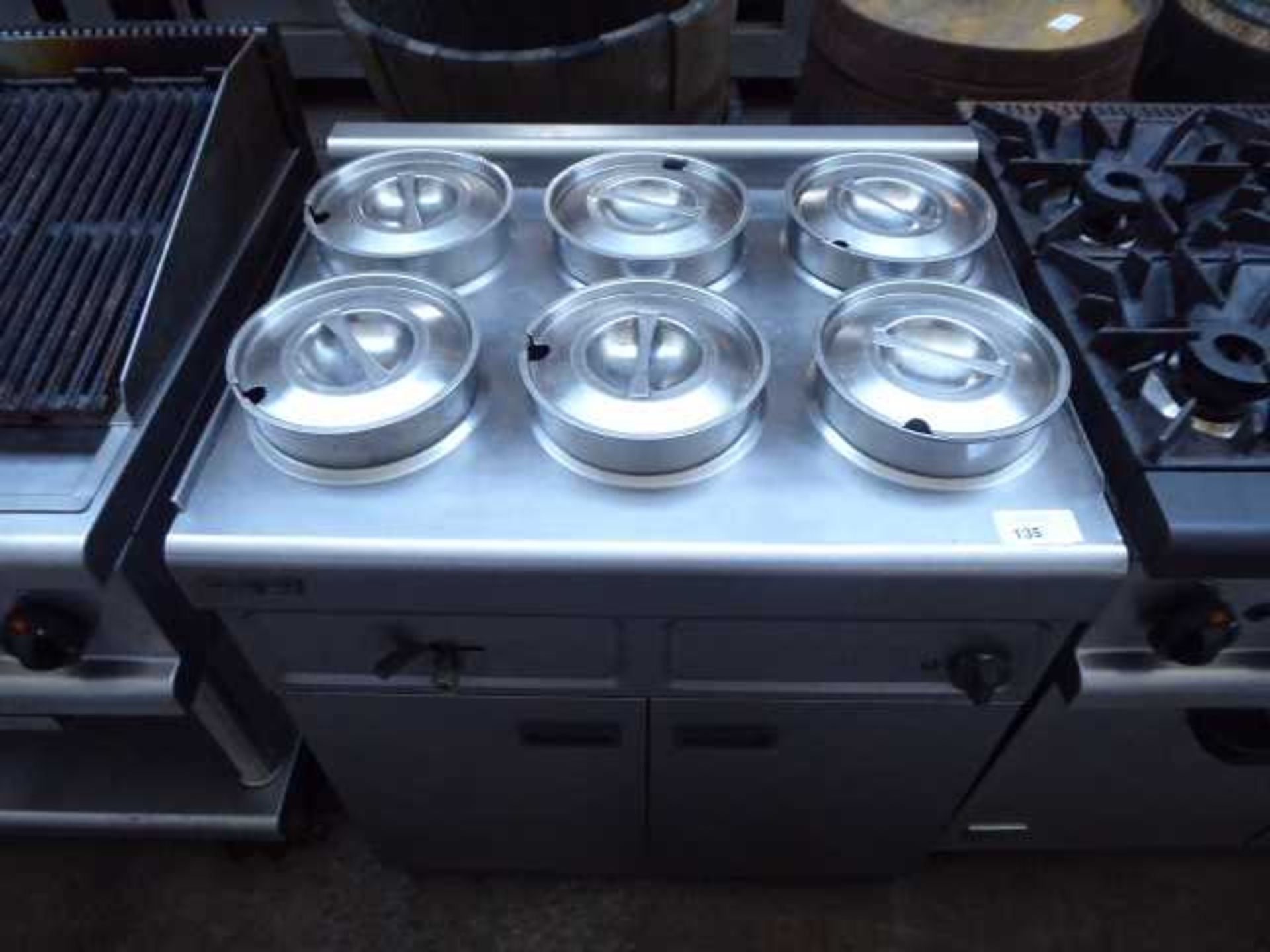 +VAT 75cm Electric 6 pot bain marie with 2 door ambient cabinet under - Image 2 of 3