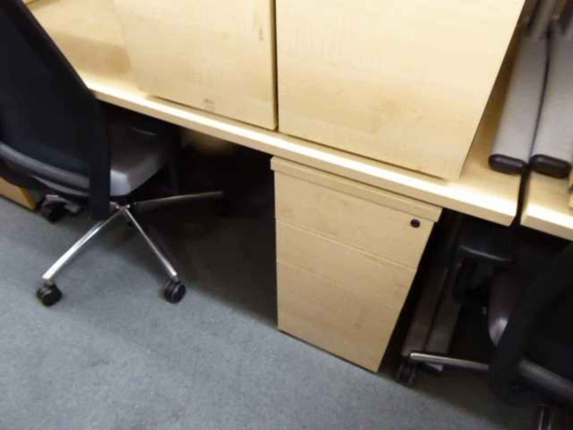 3 140cm maple finish straight front desks on cantilever legs with under desk 3 drawer pedestals - Image 2 of 2