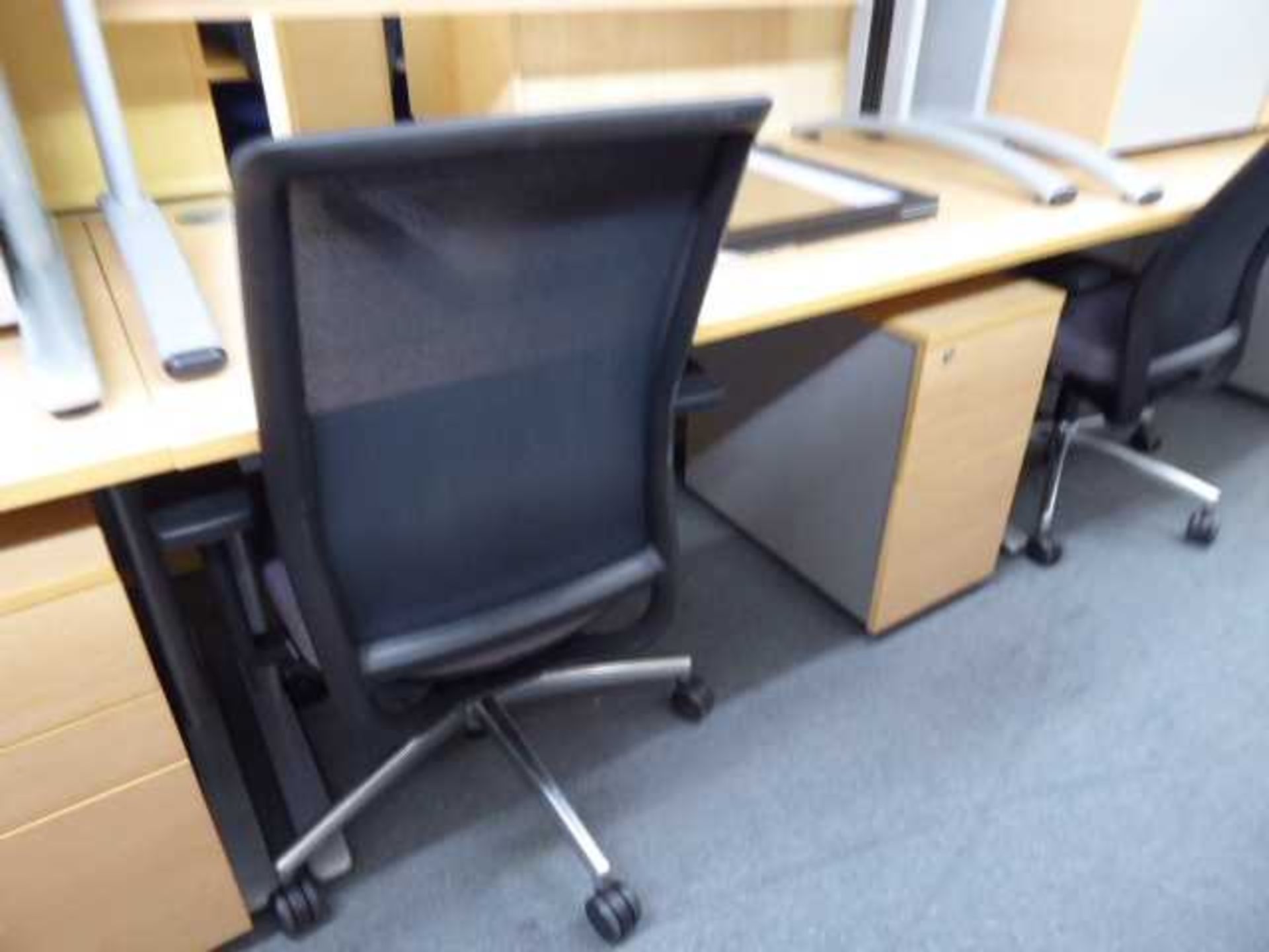 2 140cm straight front desks on cantilever legs with under desk 3 drawer pedestal - Image 2 of 2