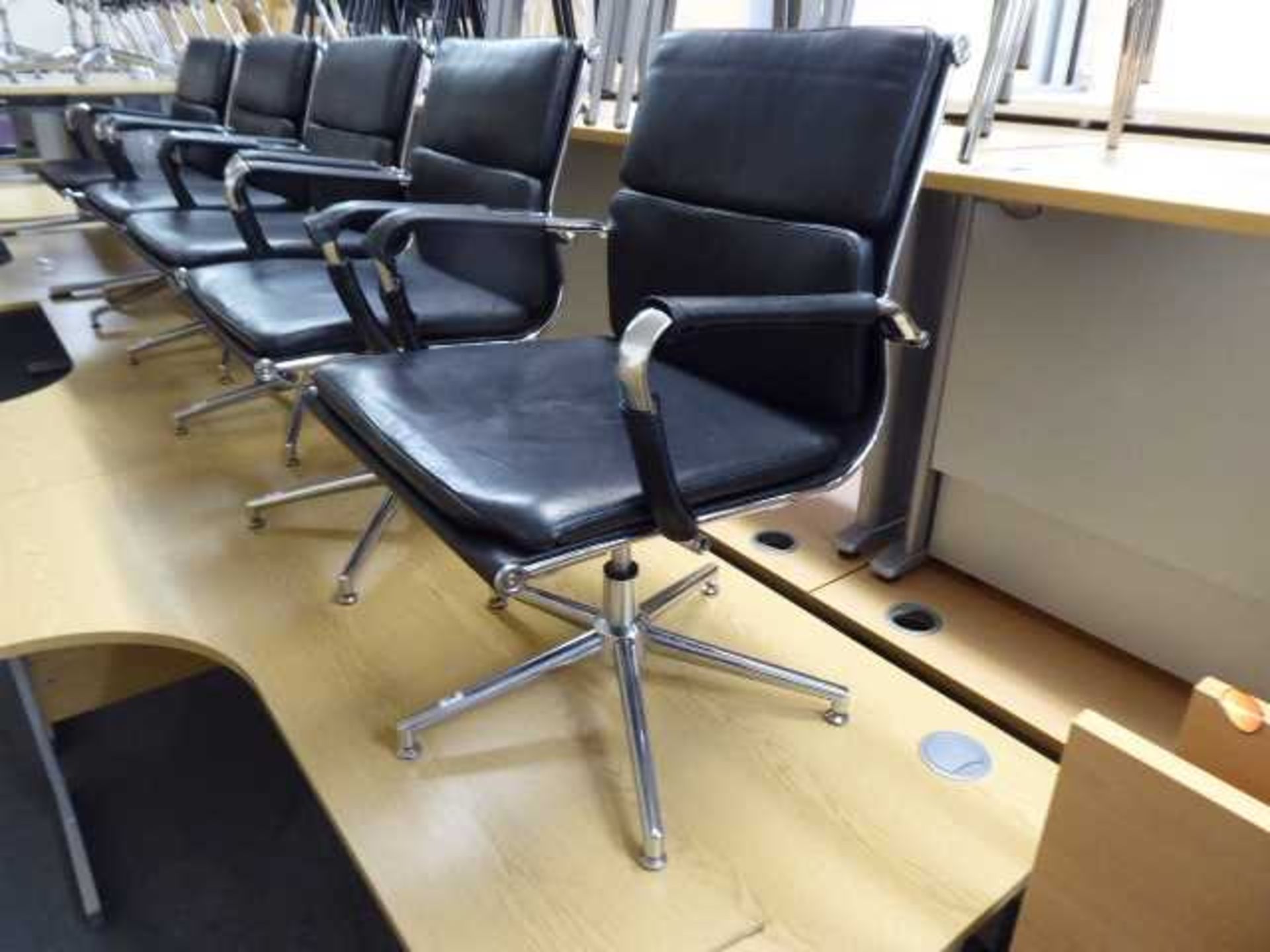 Eames style black soft pad swivel chair with chrome frame - Image 2 of 2