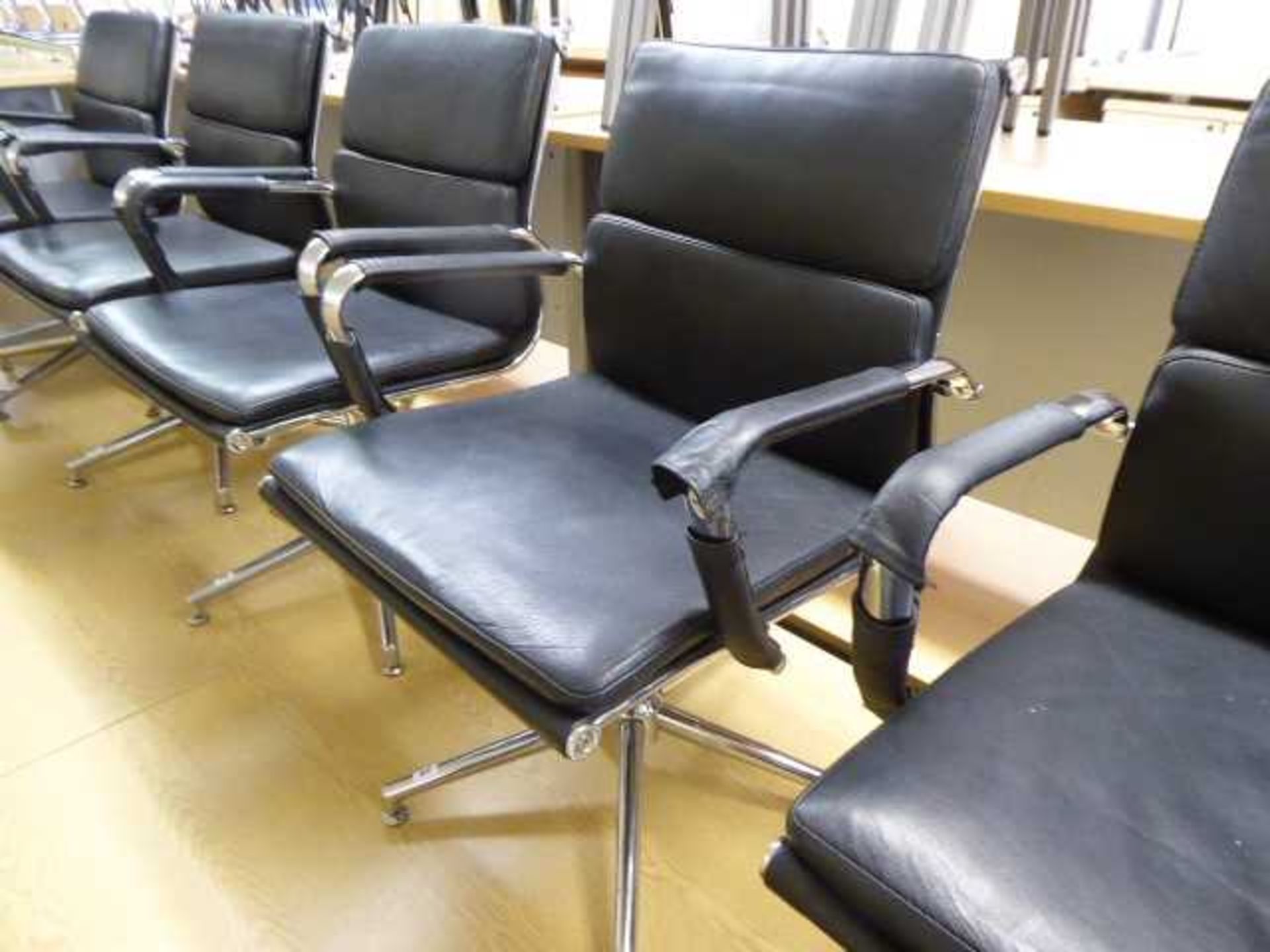 Eames style black soft pad swivel chair with chrome frame - Image 2 of 2