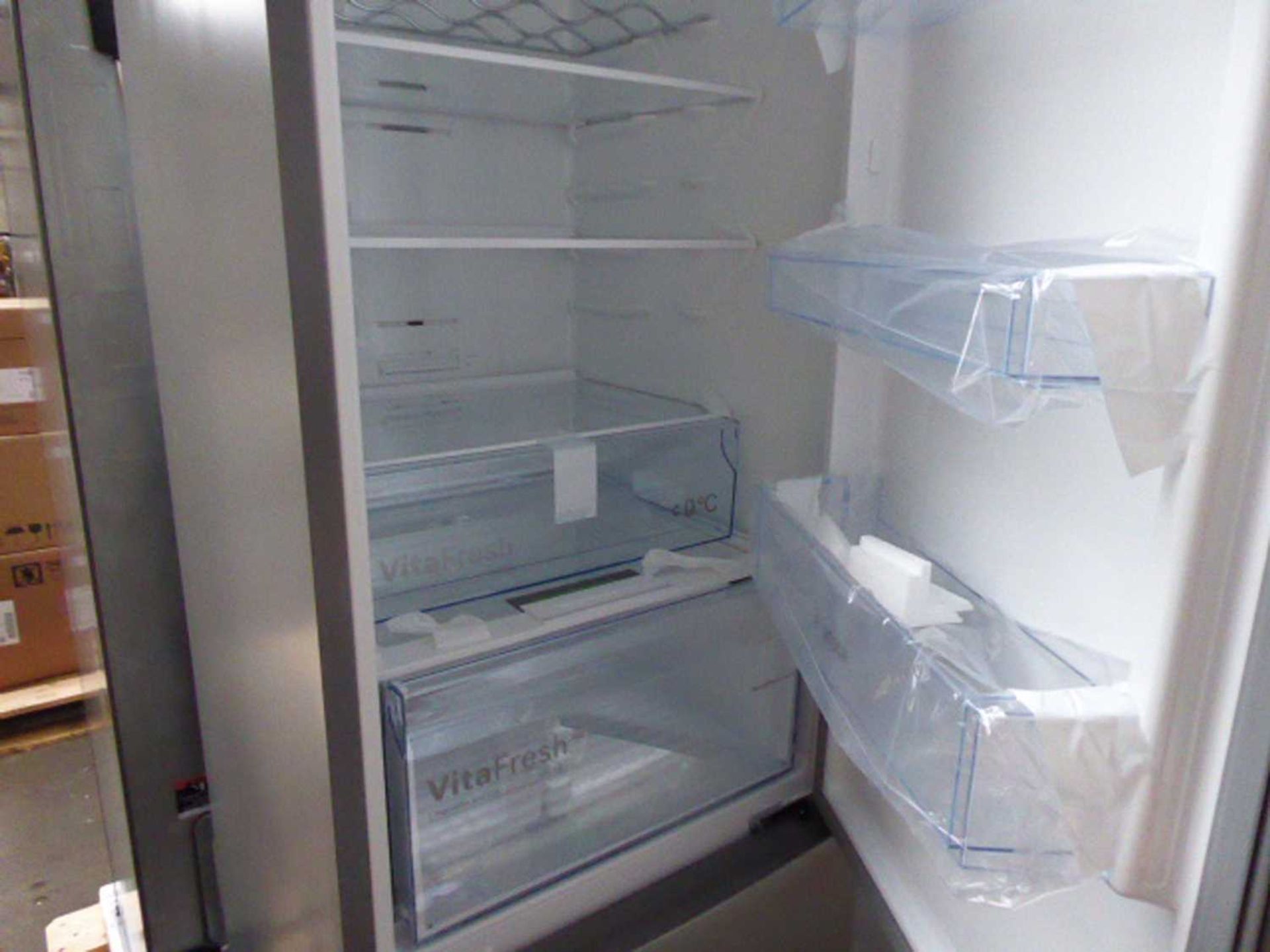 +VAT KGN39VLEAGB - Bosch - Free-standing fridge-freezer - Image 4 of 4