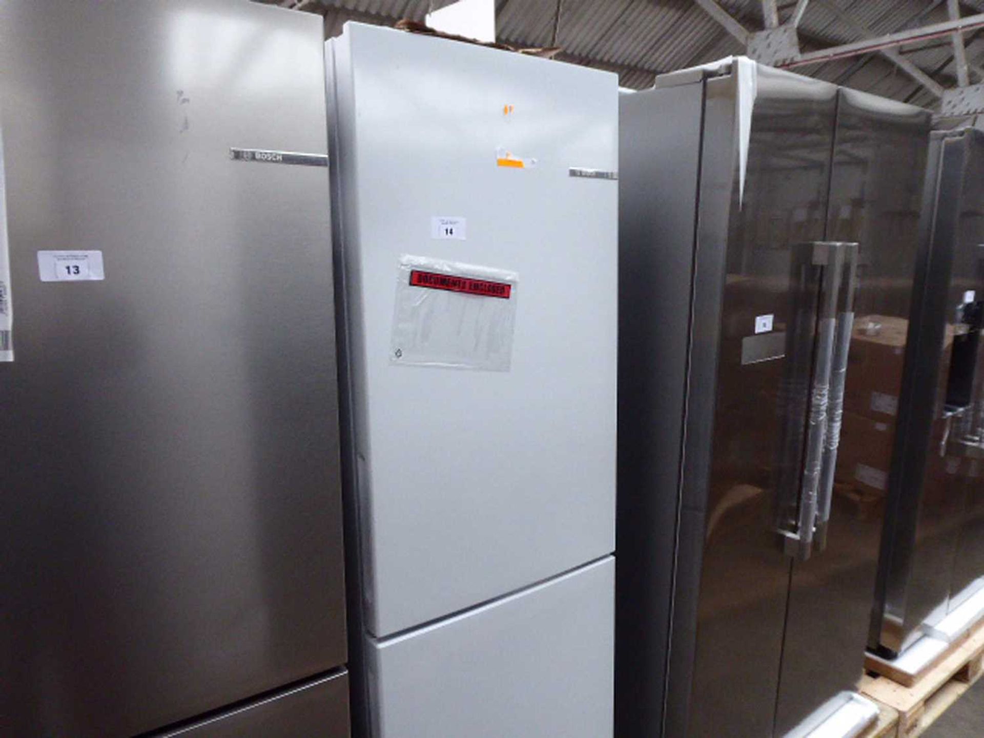 +VAT KGN27NWFAGB - Bosch - Free-standing fridge-freezer