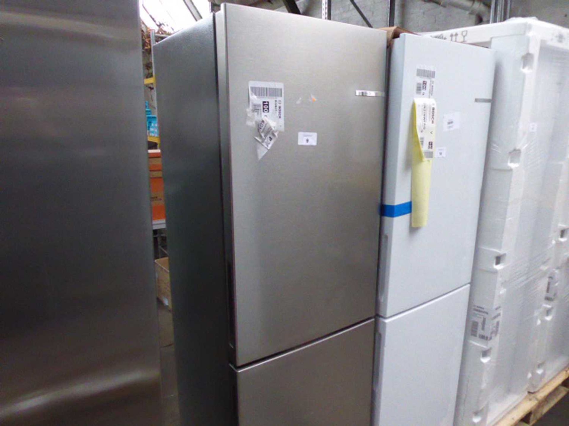 +VAT KGN27NLFAGB - Bosch - Free-standing fridge-freezer
