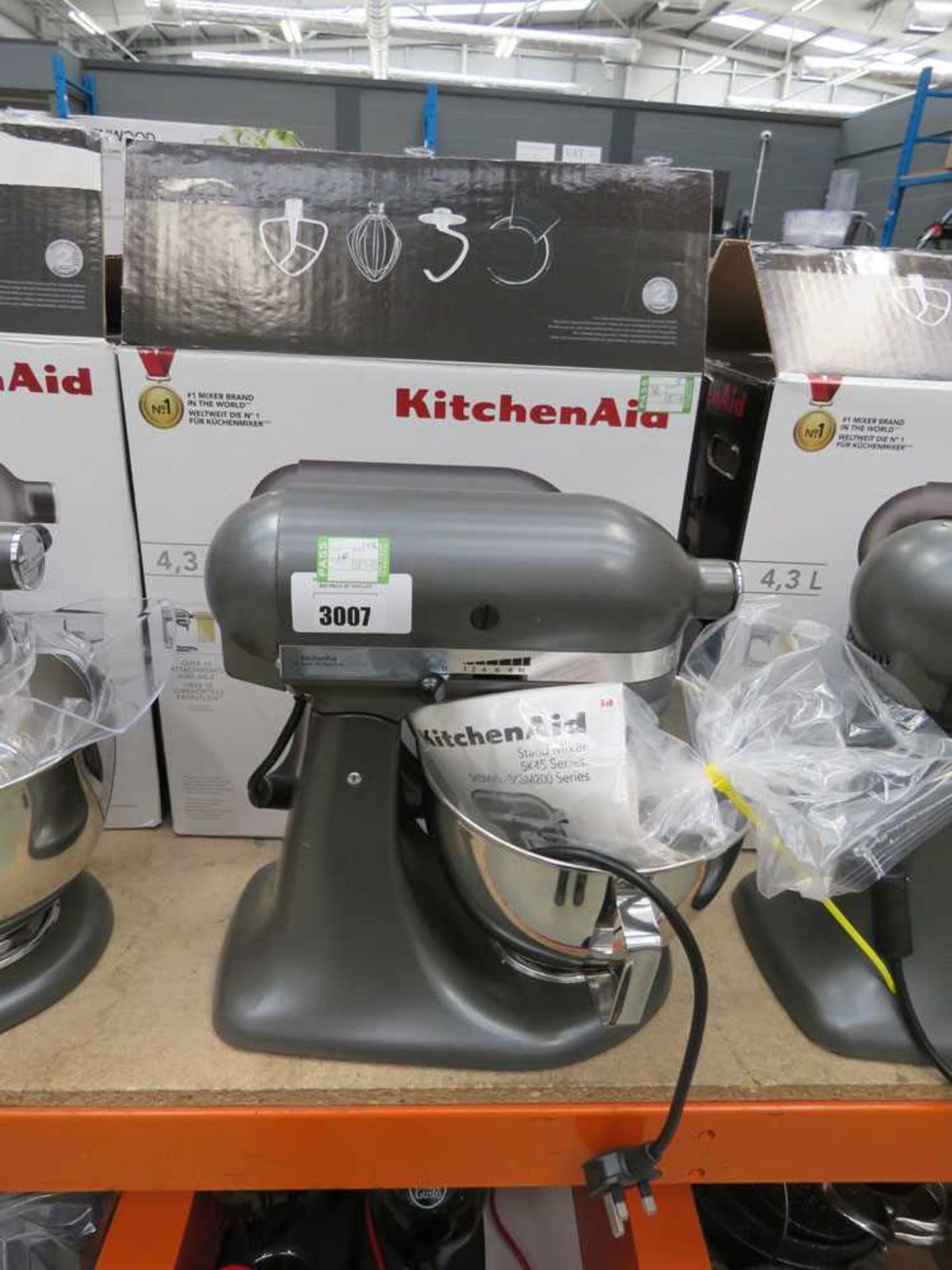 +VAT KitchenAid 4.3L standing mixer with manual and 3 attachments