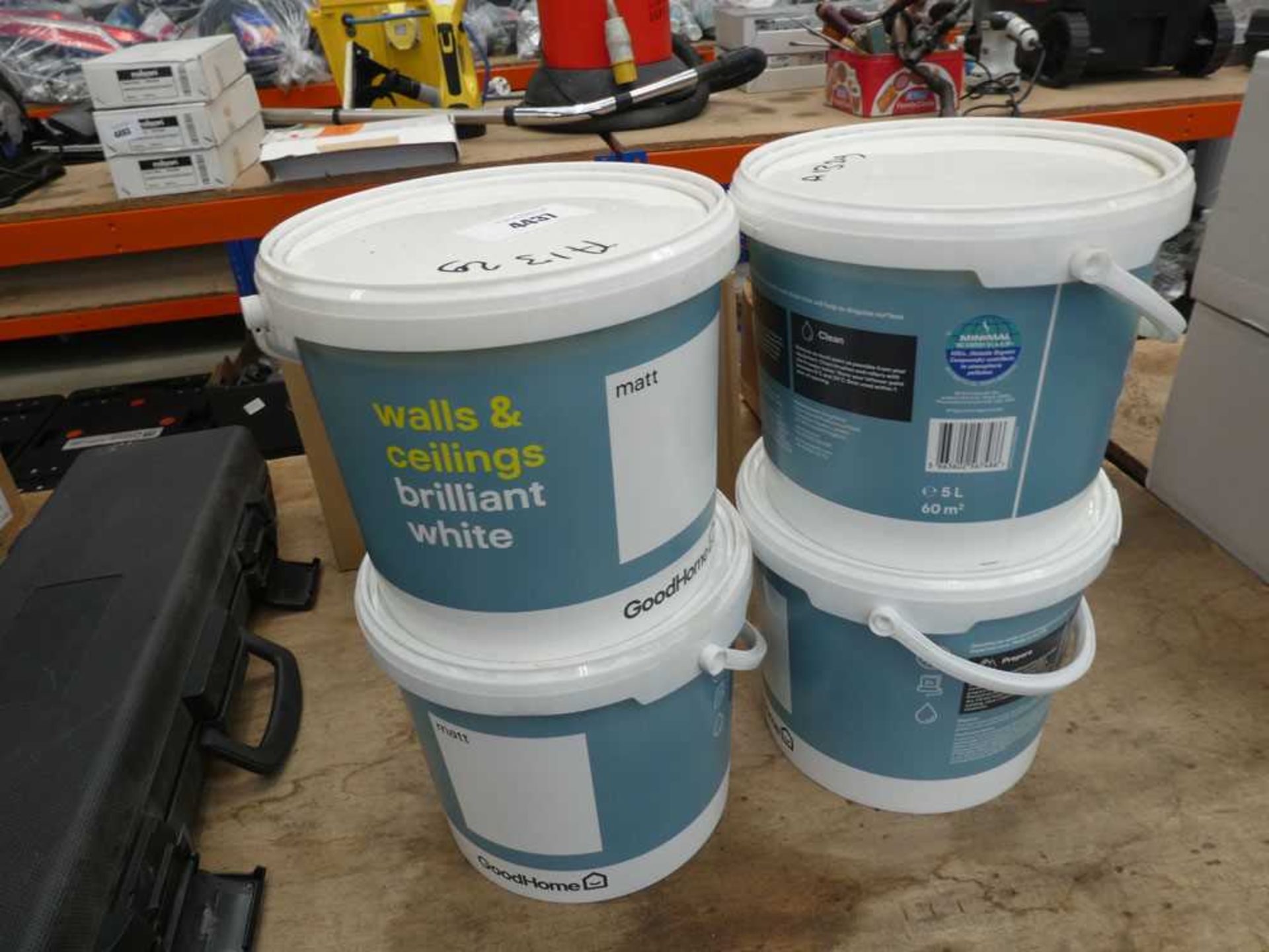 +VAT 4 5L tubs of brilliant white matt emulsion