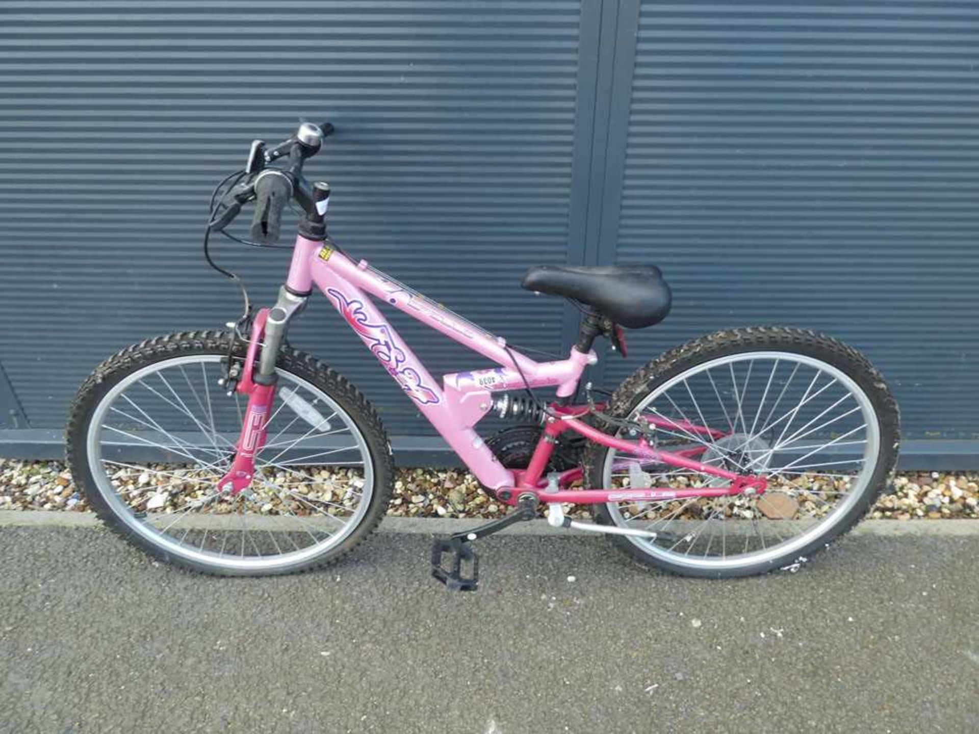 Pink girls mountain bike