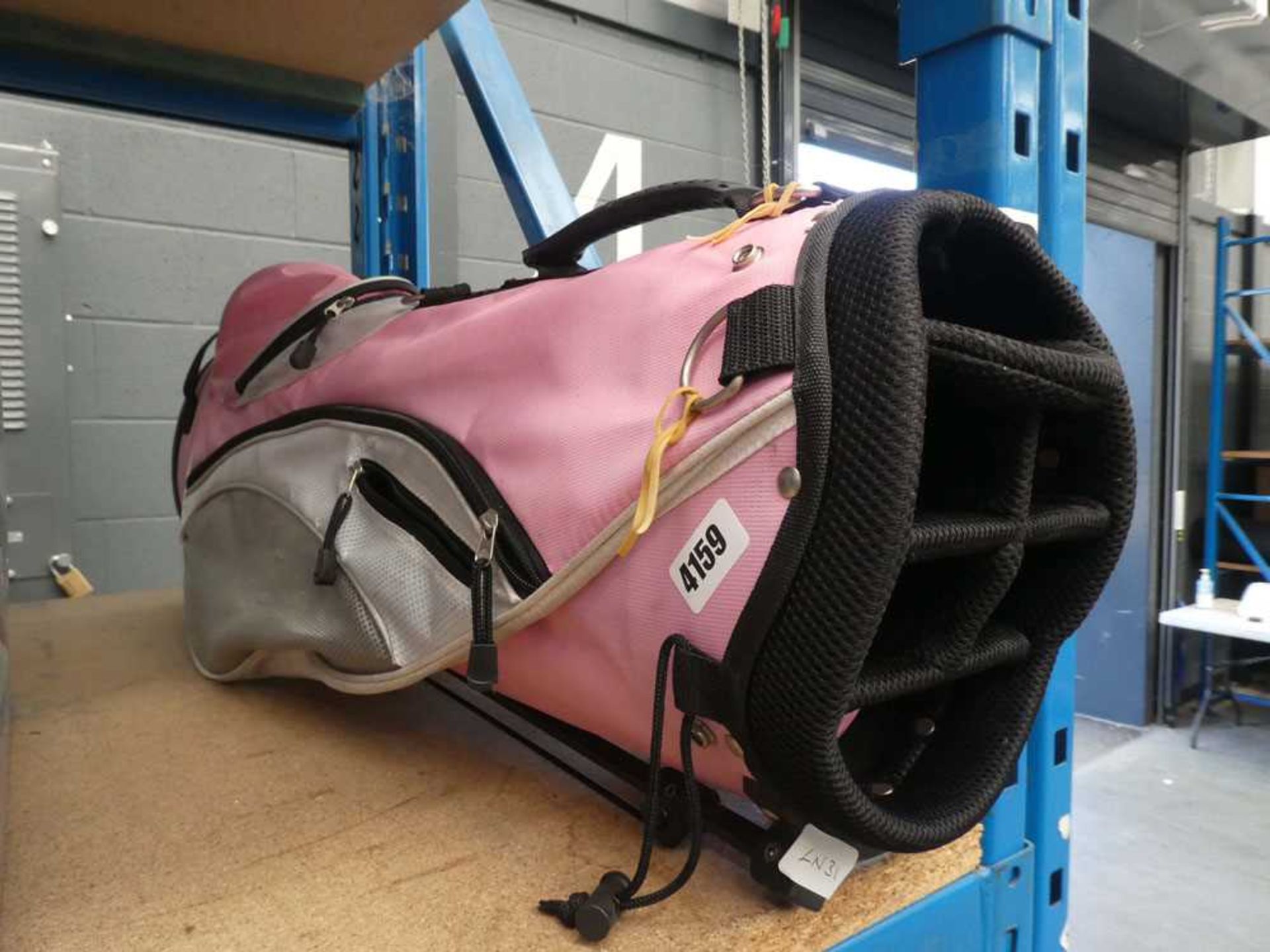 Pink ladies golf bag
