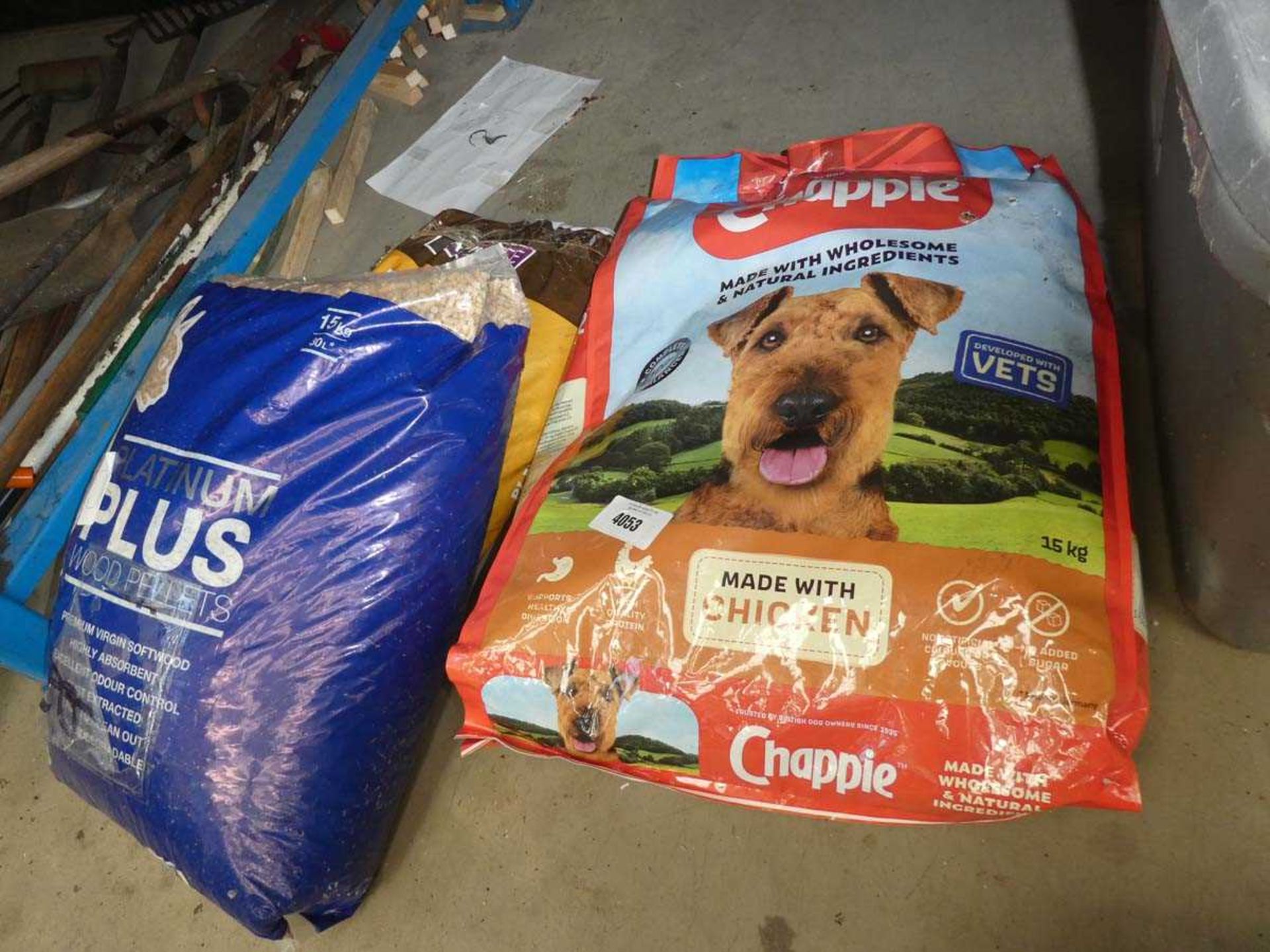+VAT Bag of Chappie dog food, some wood pellets and some play pit sand